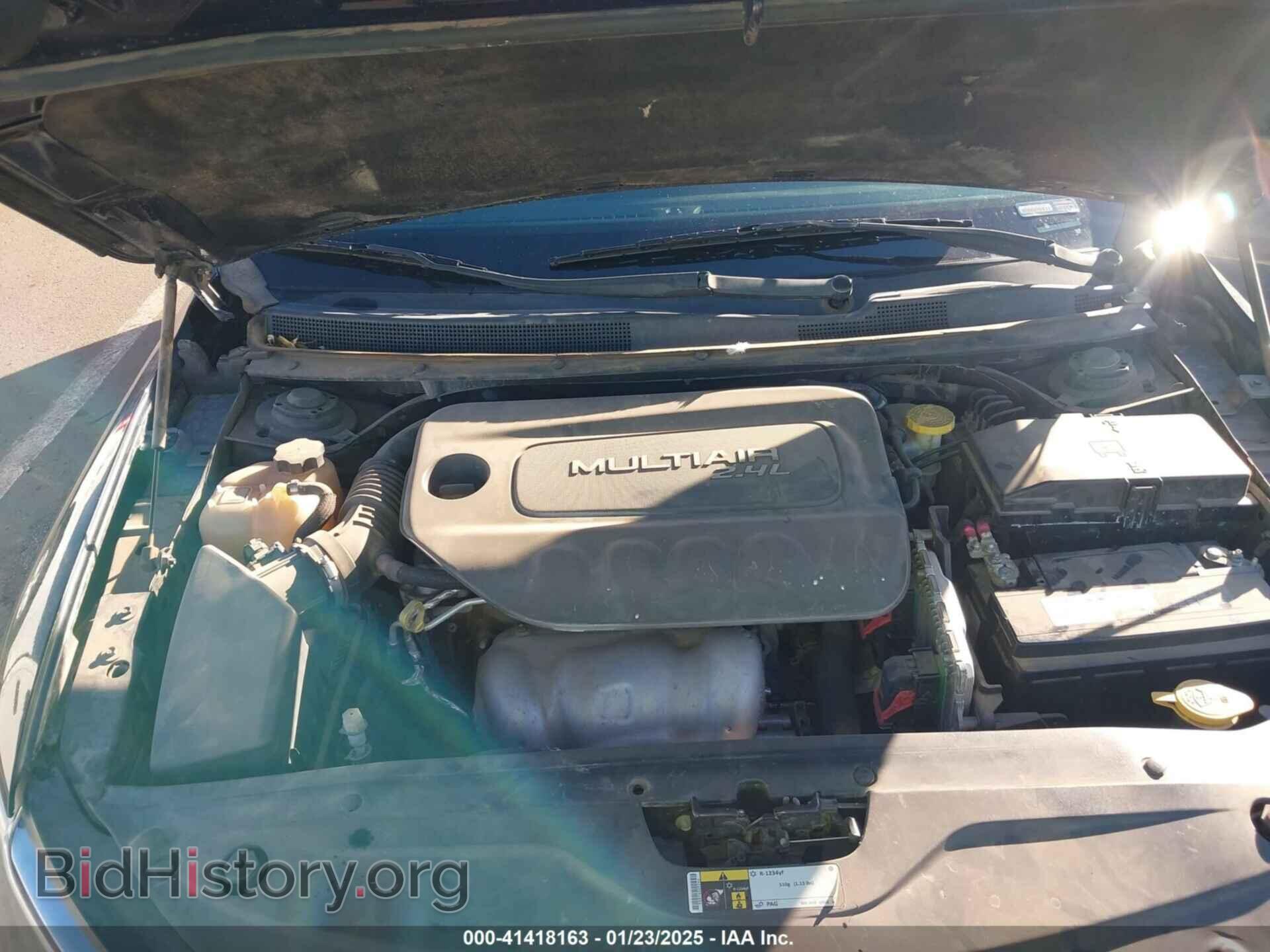 2015 CHRYSLER 200 - VIN: 1C3CCCAB9FN632906 - Фото 10