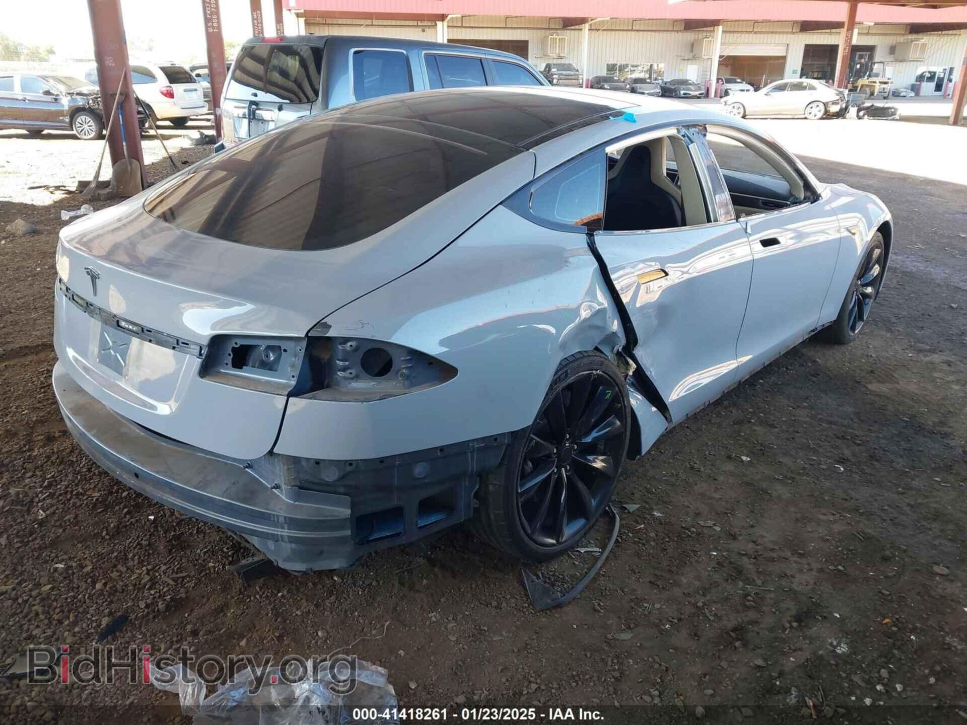 2014 TESLA MODEL S - VIN: 5YJSA1H14EFP40457 - Photo 4