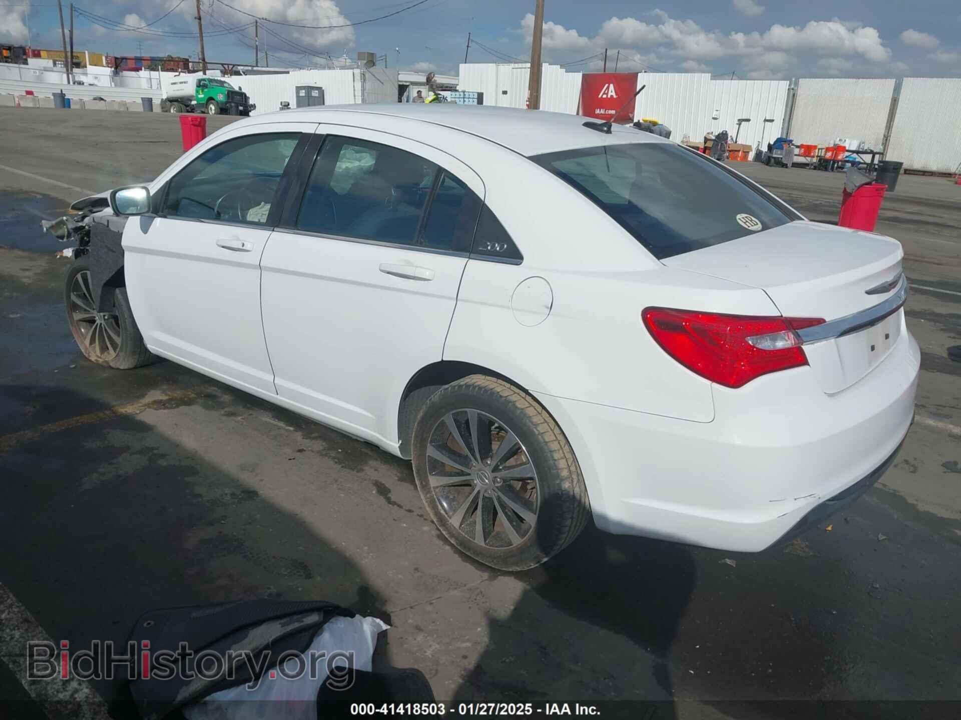 2013 CHRYSLER 200 - VIN: 1C3CCBBB2DN600658 - Фото 3