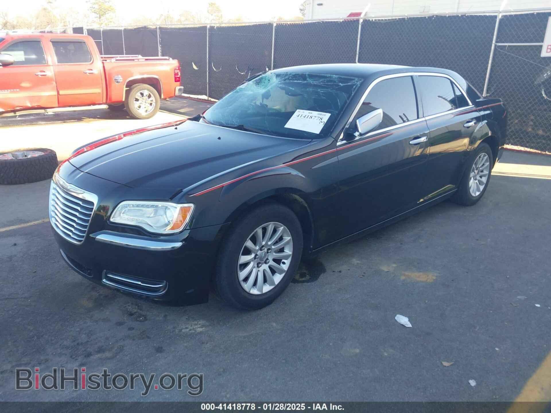 2012 CHRYSLER 300 - VIN: 2C3CCAAG5CH251459 - Фото 2