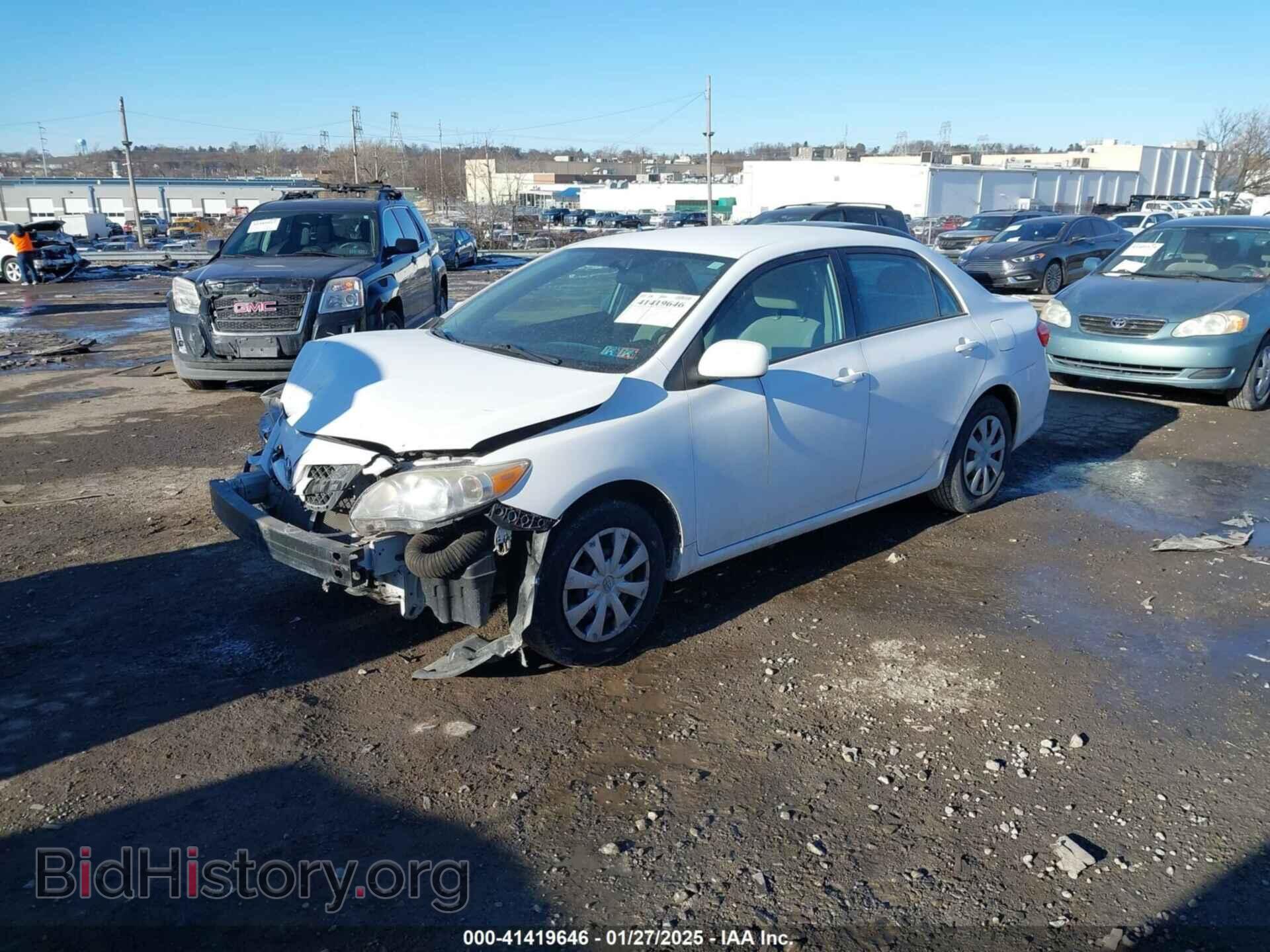 2011 TOYOTA COROLLA - VIN: 2T1BU4EE0BC554866 - Фото 2