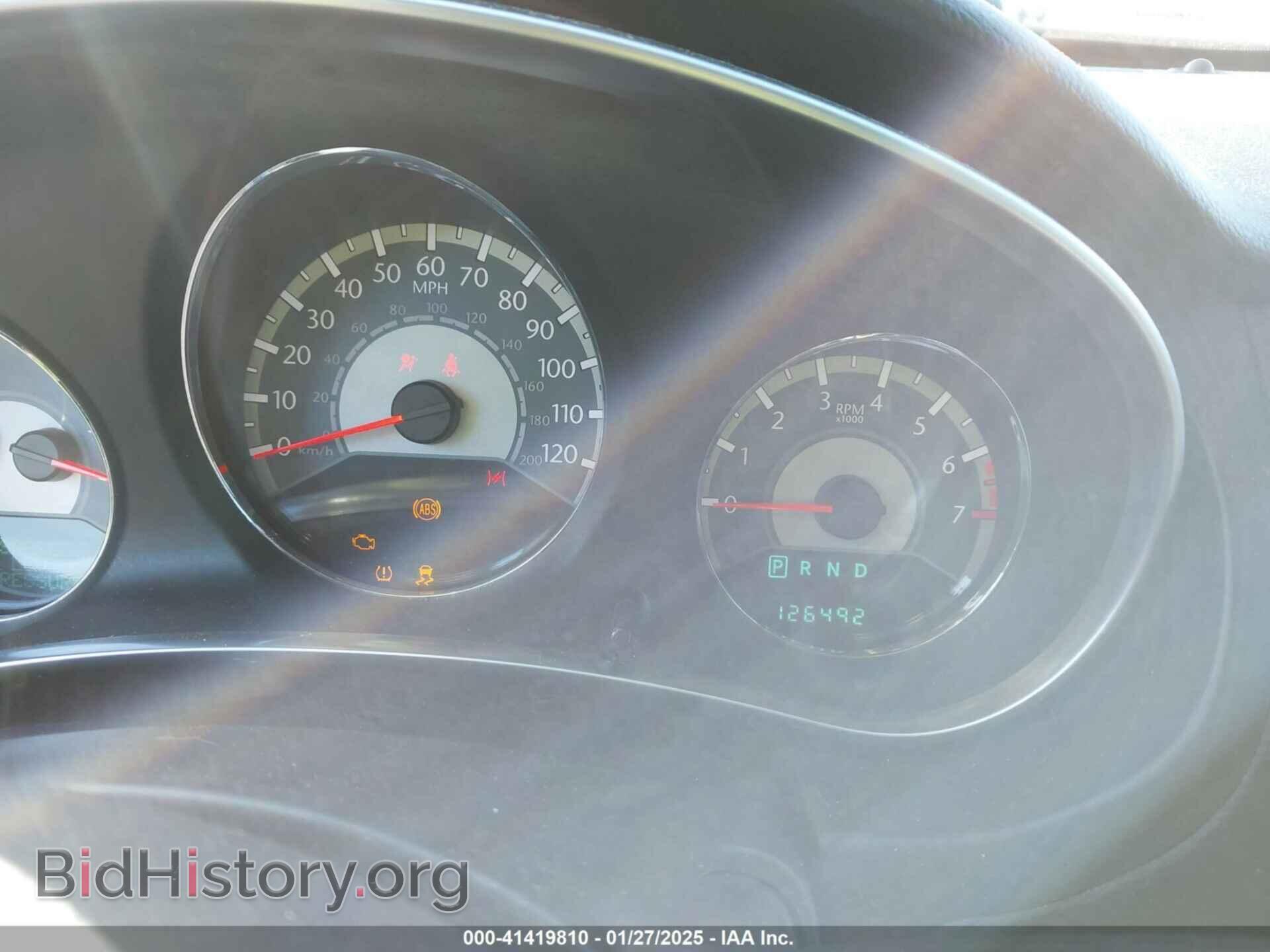 2011 CHRYSLER 200 - VIN: 1C3BC2FB3BN569908 - Фото 7