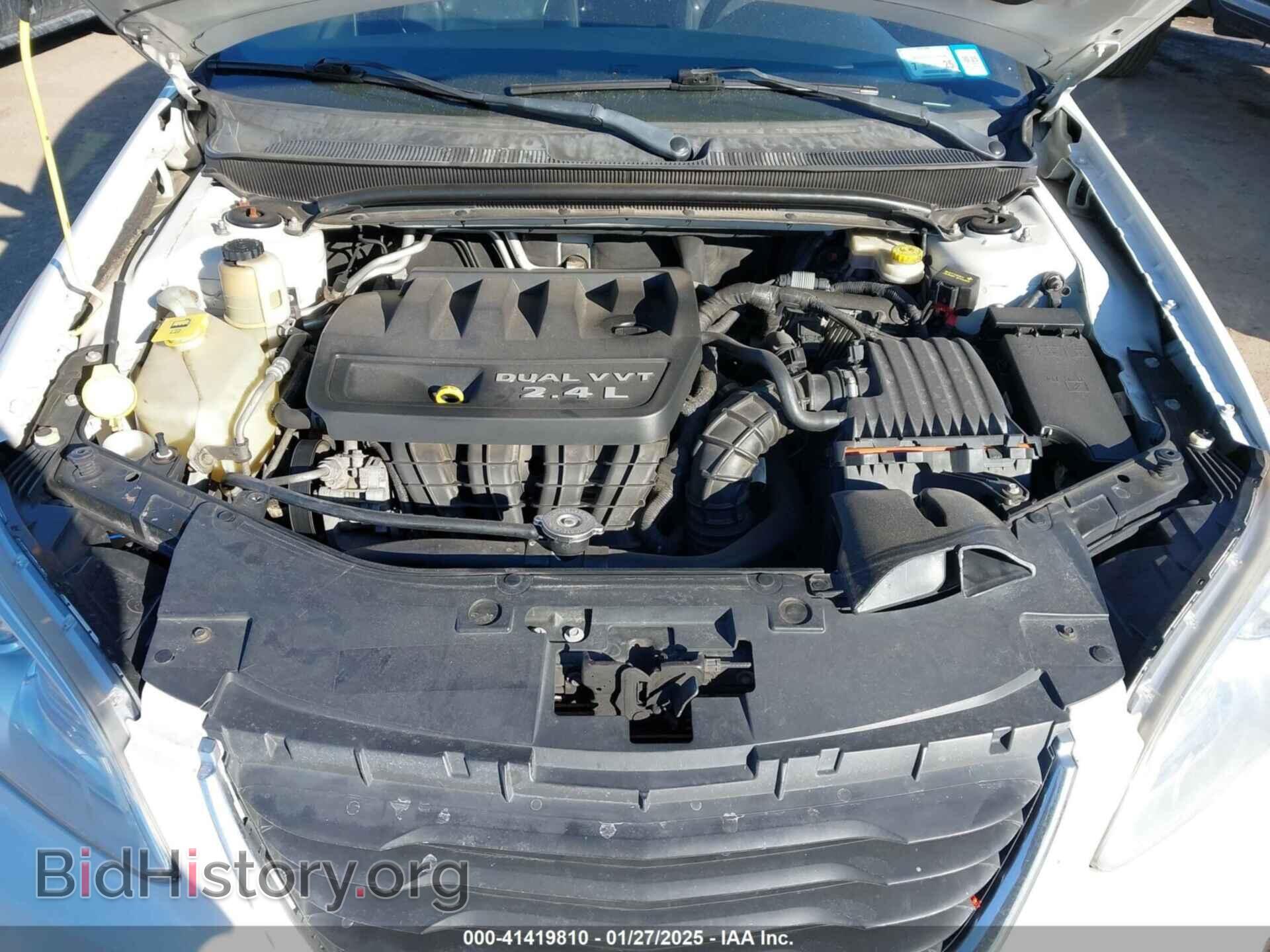 2011 CHRYSLER 200 - VIN: 1C3BC2FB3BN569908 - Фото 10