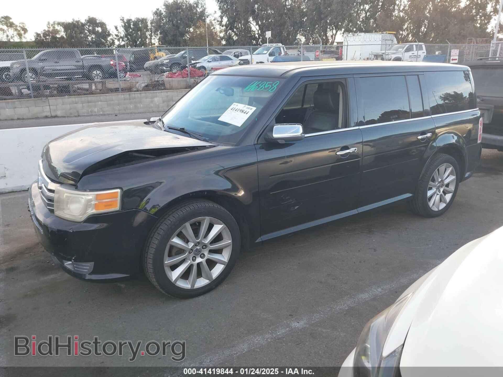 2011 FORD FLEX - VIN: 2FMGK5DC8BBD16883 - Фото 2