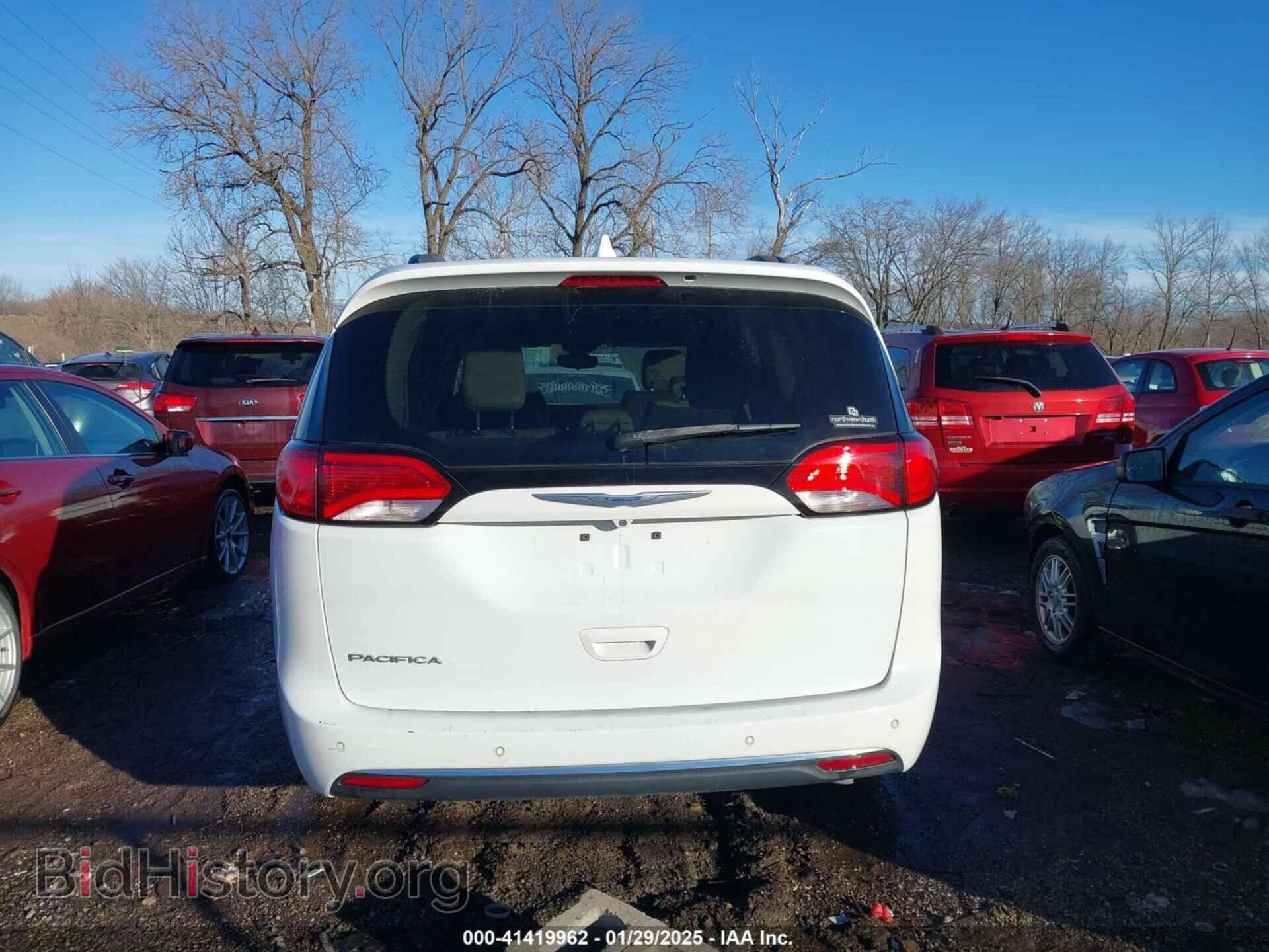 2017 CHRYSLER PACIFICA - VIN: 2C4RC1BG9HR831402 - Фото 16