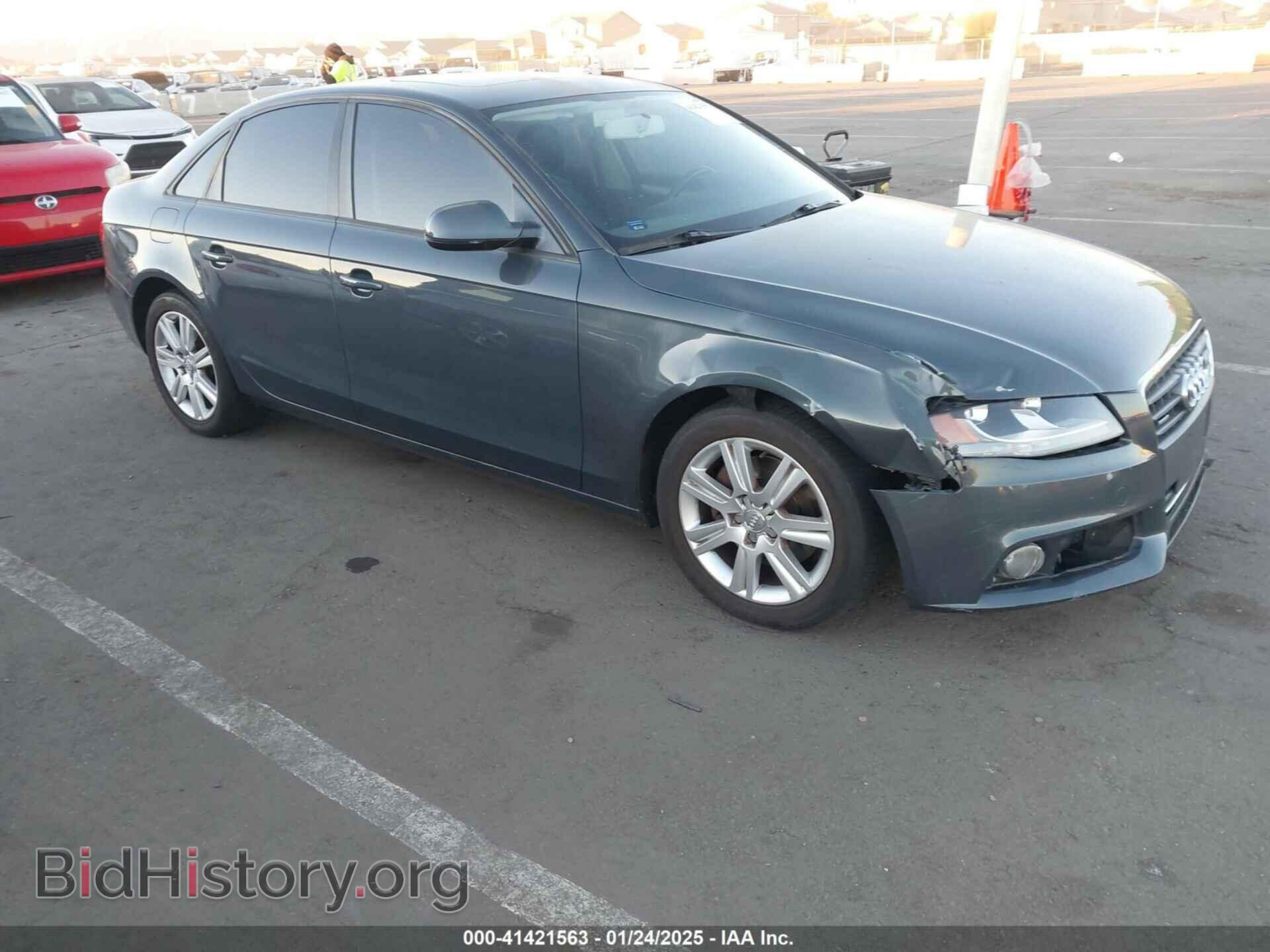 Photo WAUBFAFL4BA099608 - AUDI A4 2011
