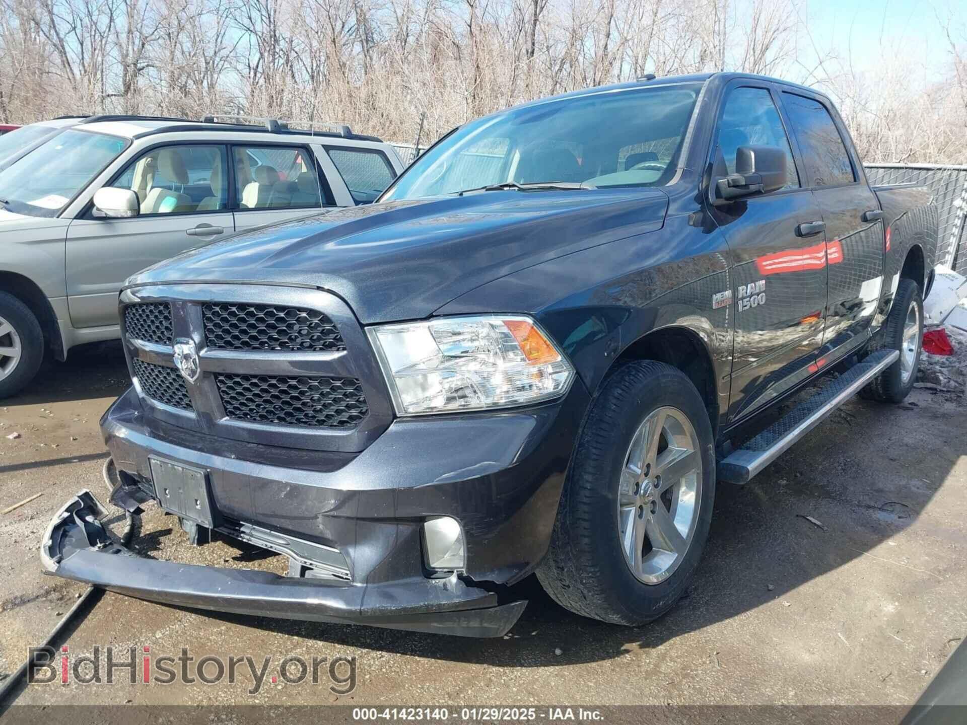 2017 RAM 1500 - VIN: 3C6RR7KT1HG631156 - Фото 2