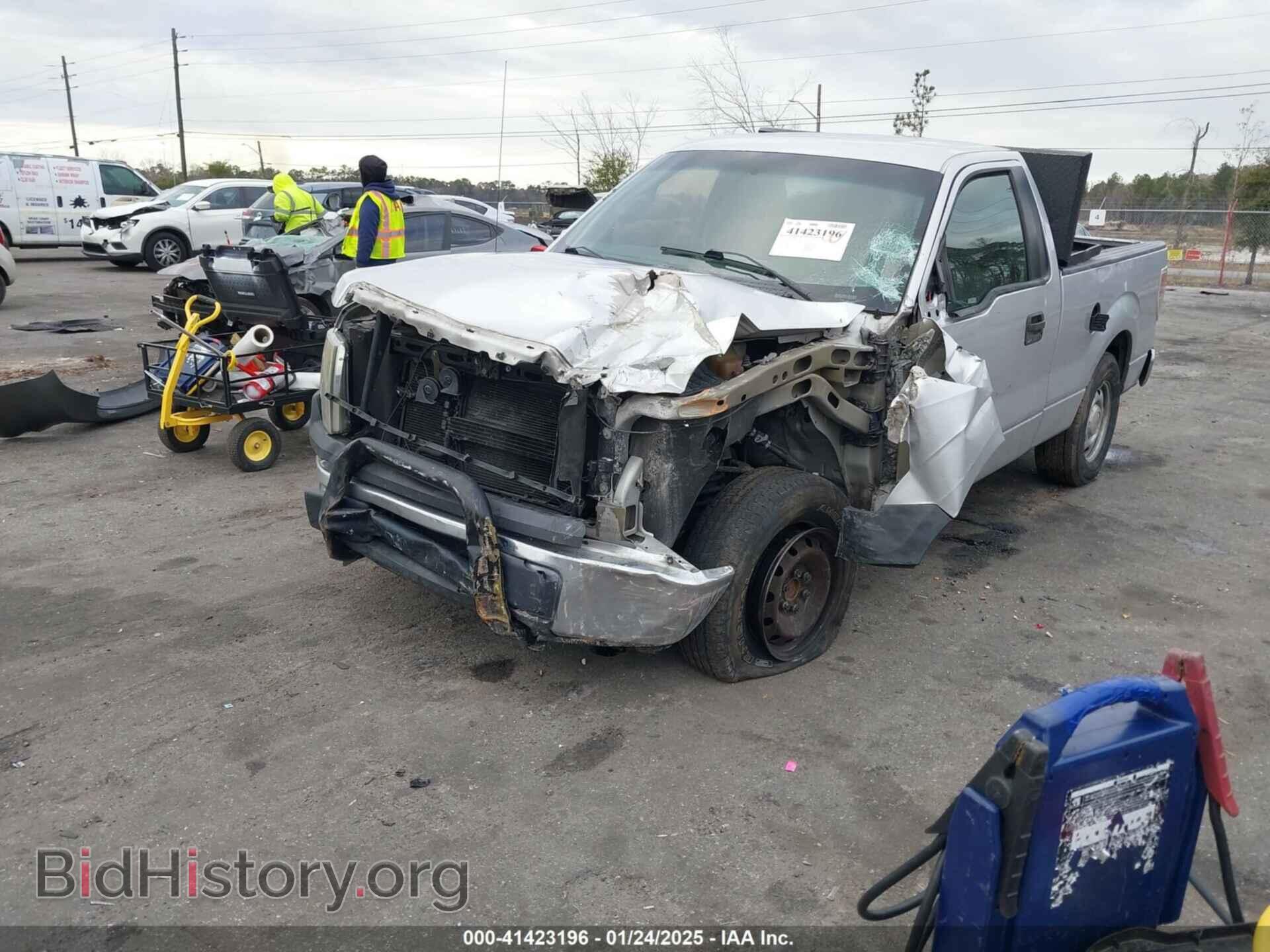 2011 FORD F-150 - VIN: 1FTMF1CM6BFC63243 - Photo 2