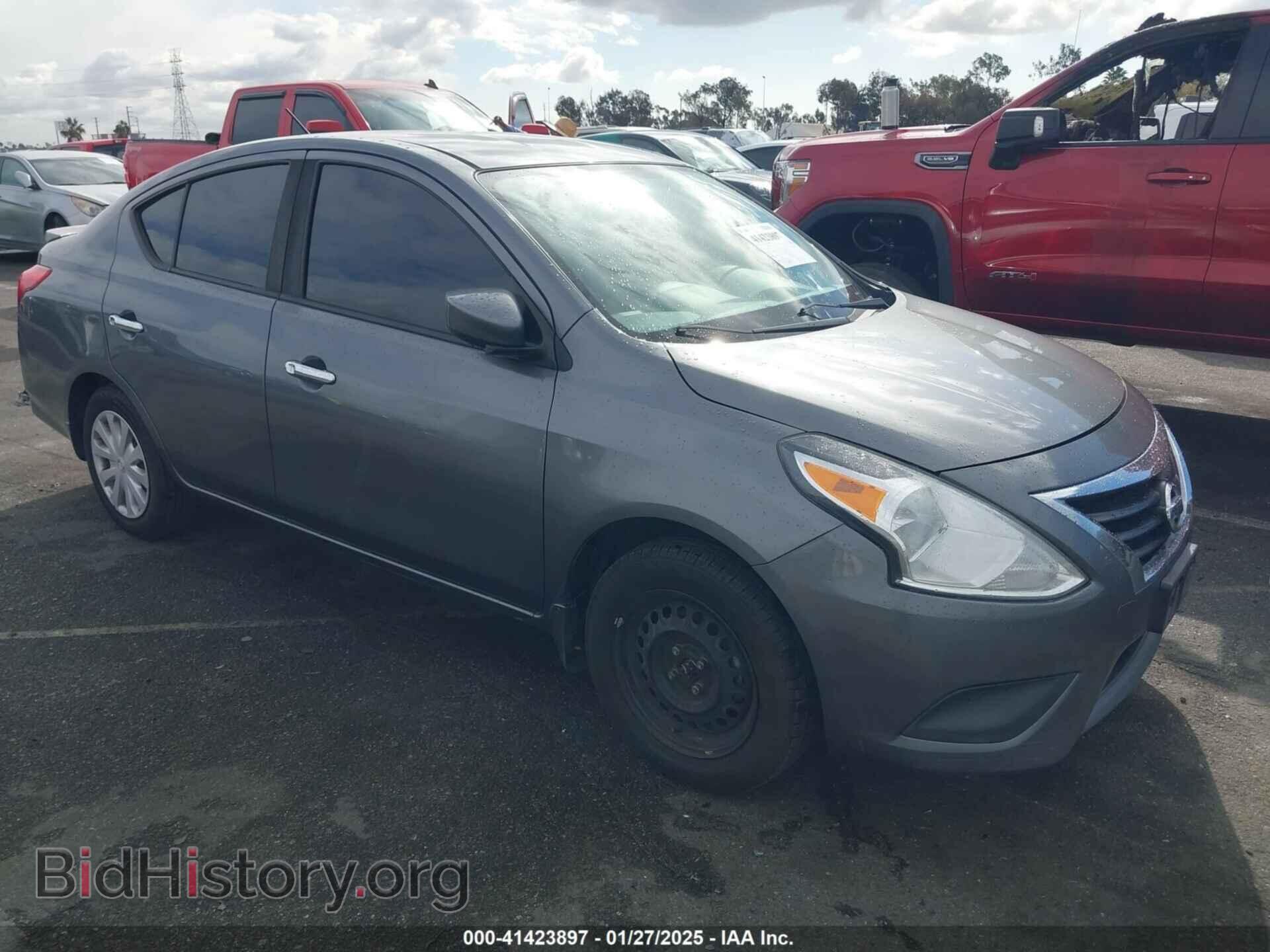 Photo 3N1CN7AP3HL823879 - NISSAN VERSA 2017