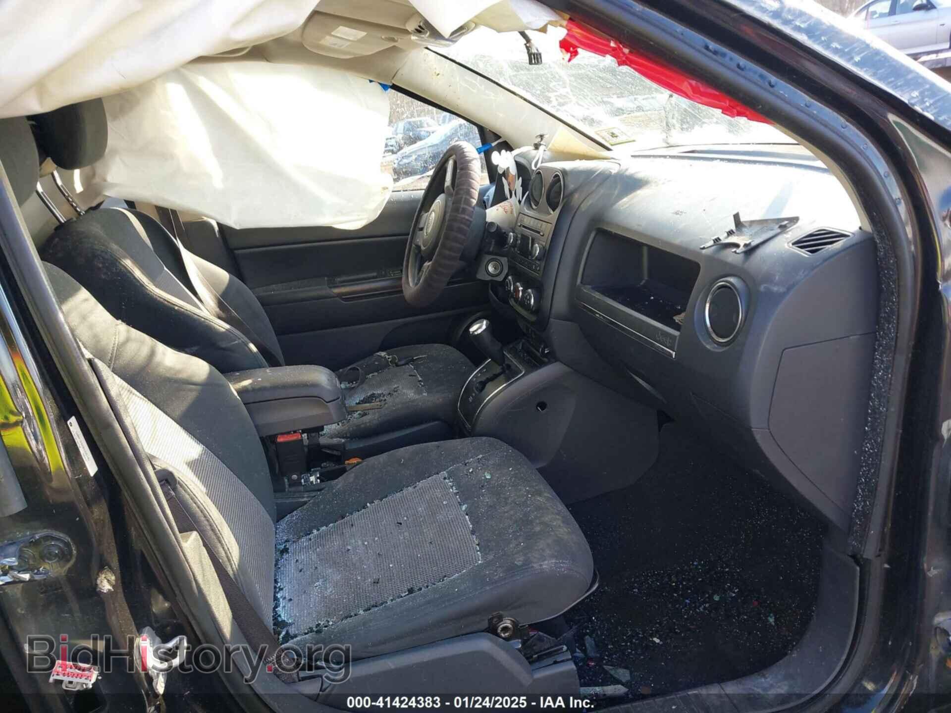 2011 JEEP COMPASS - VIN: 1J4NF1FB2BD226145 - Photo 5