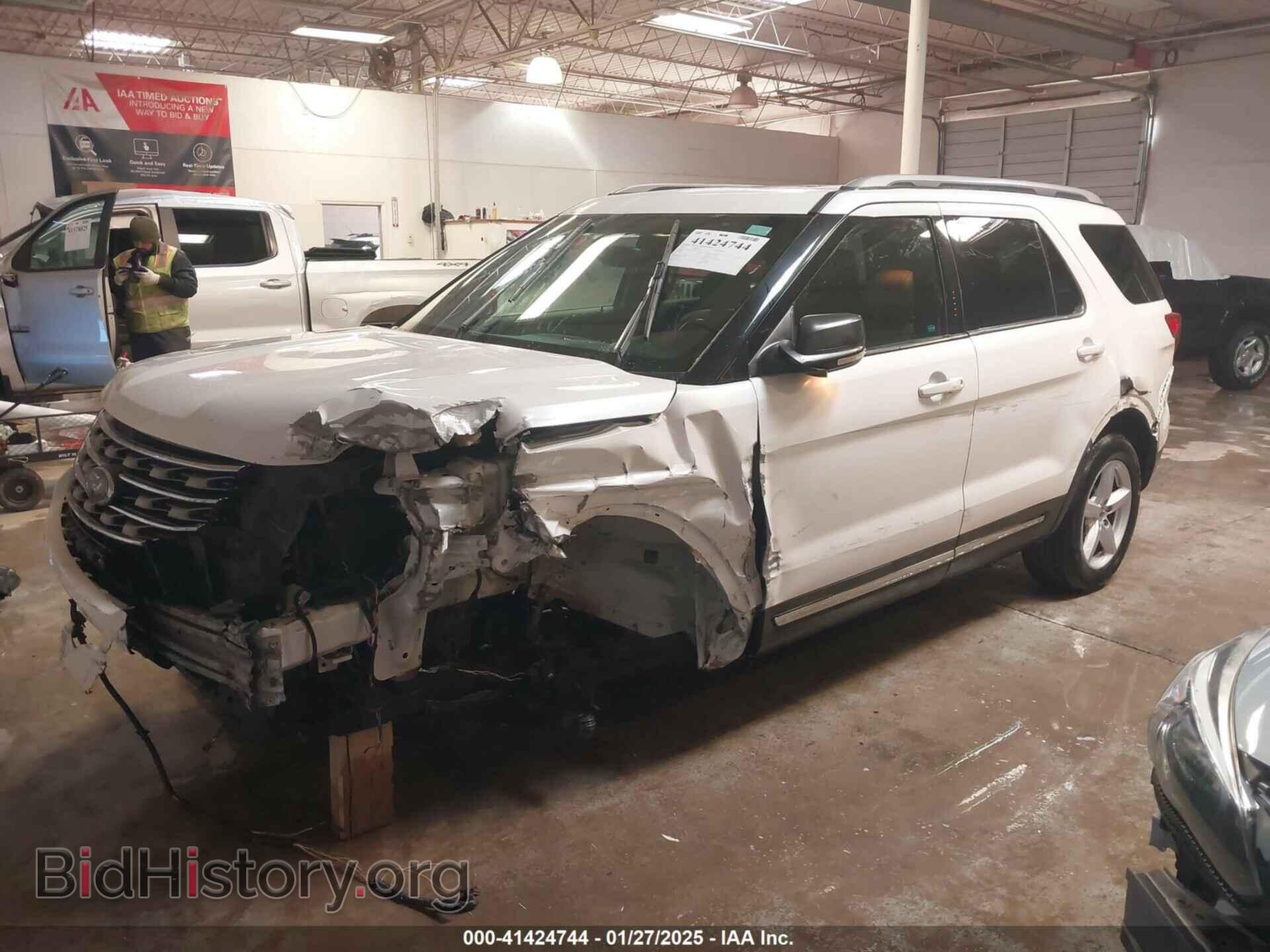 2017 FORD EXPLORER - VIN: 1FM5K8D82HGD14570 - Фото 2