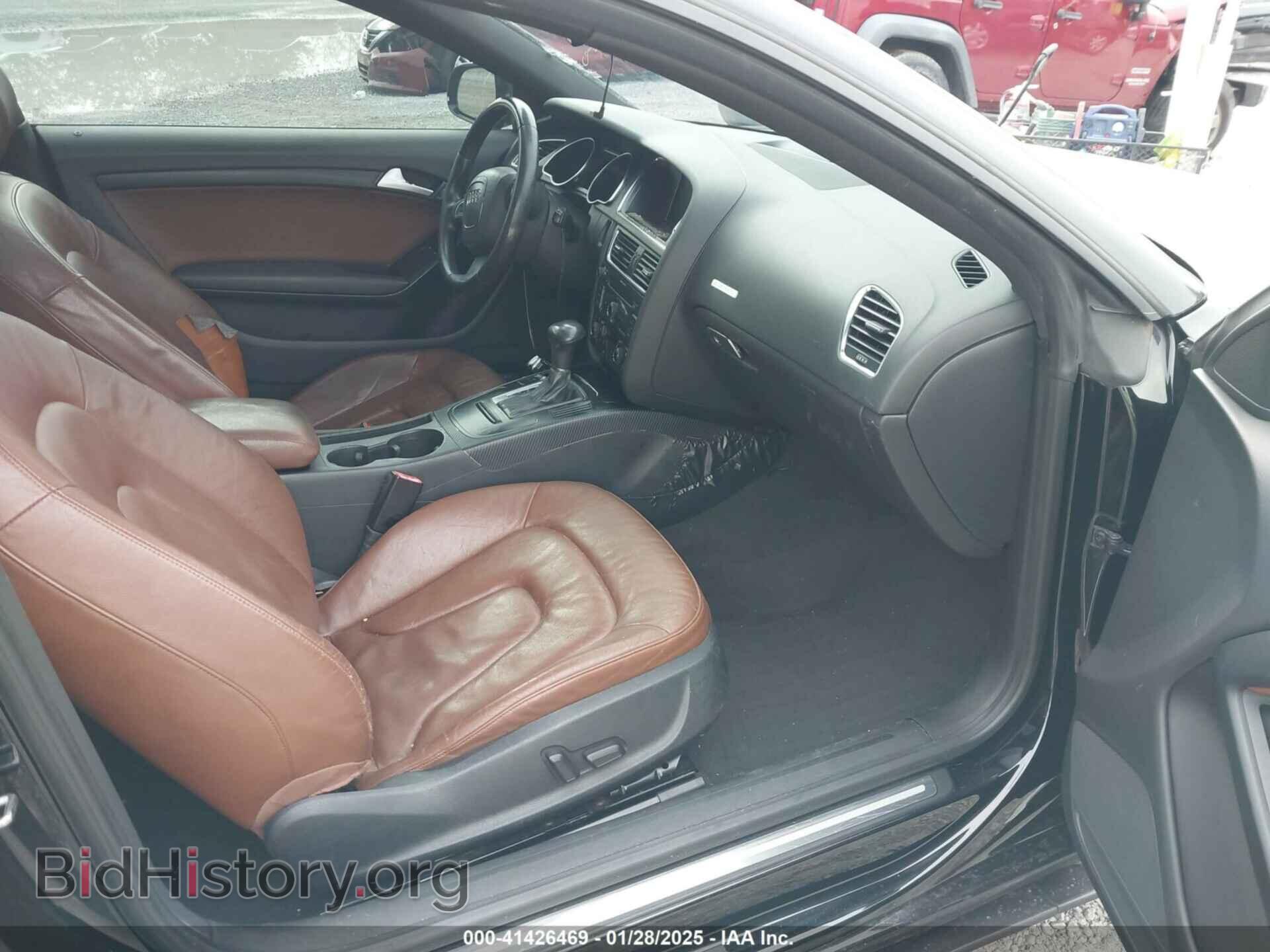 2010 AUDI A5 - VIN: WAULFAFR1AA037011 - Photo 5