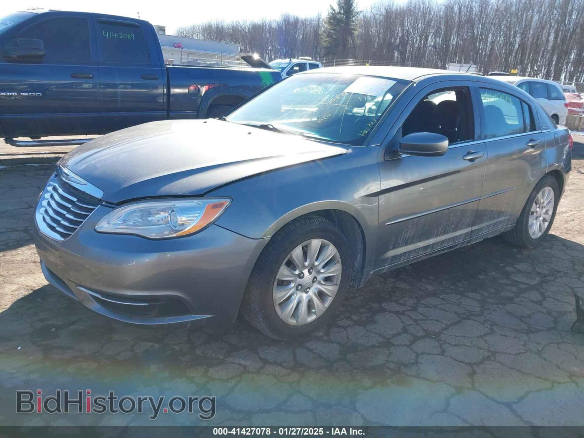 2012 CHRYSLER 200 - VIN: 1C3CCBAG1CN268269 - Фото 2