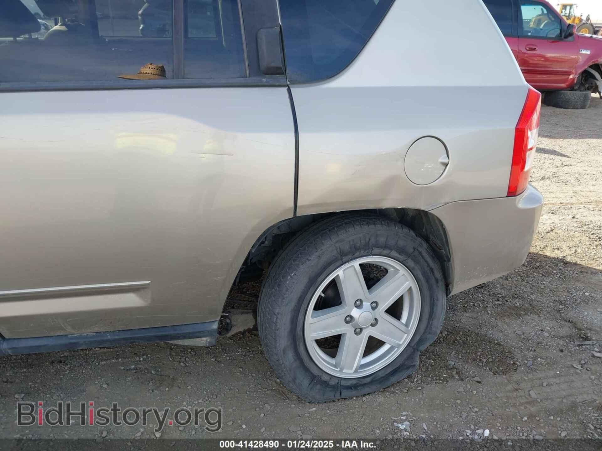 2009 JEEP COMPASS - VIN: 1J4FF47B19D192598 - Фото 6