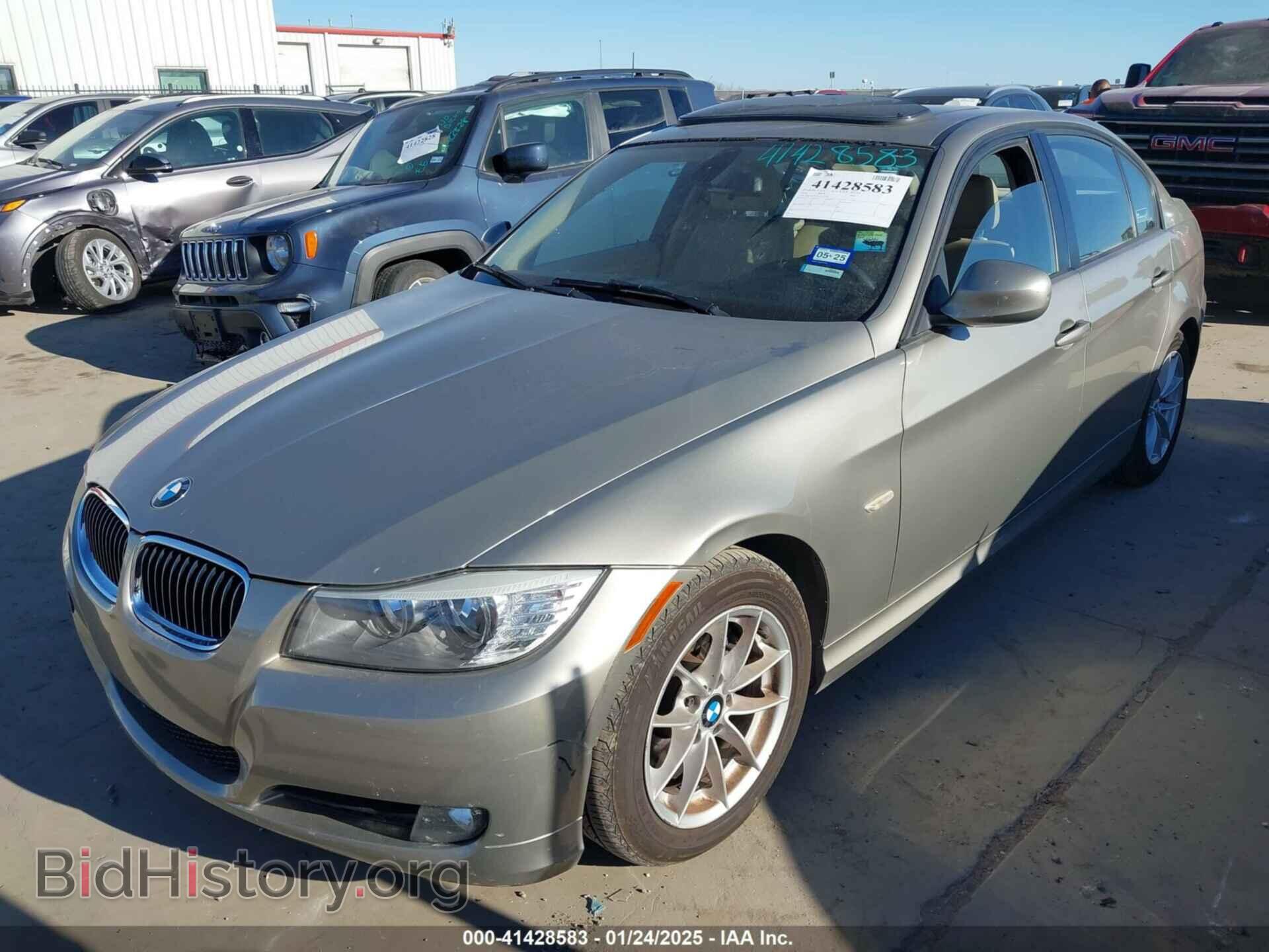 2010 BMW 328I - VIN: WBAPH7C5XAE129596 - Photo 2
