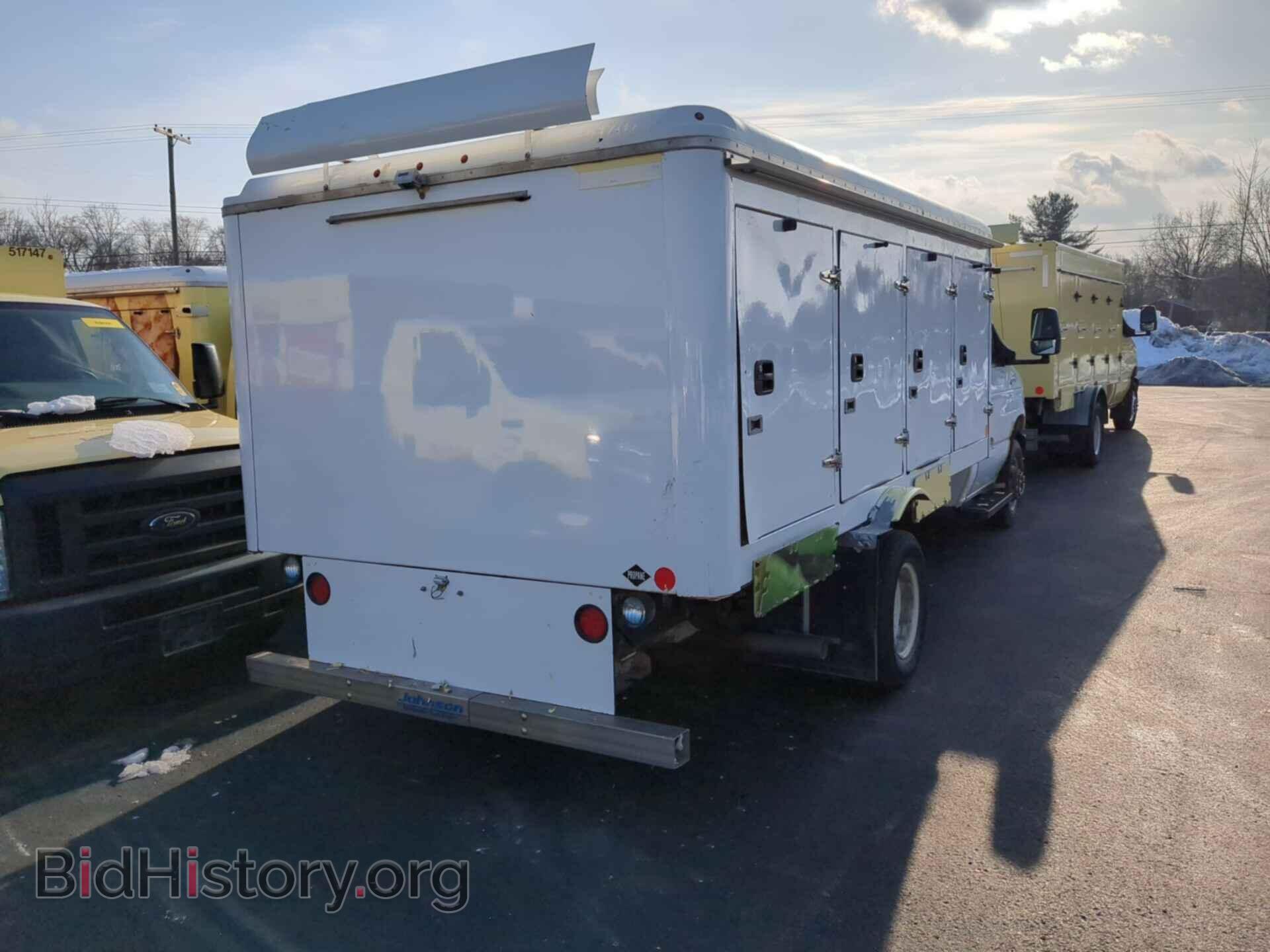 2018 FORD ECONOLINE - VIN: 1FDXE4FS8JDC33291 - Фото 3