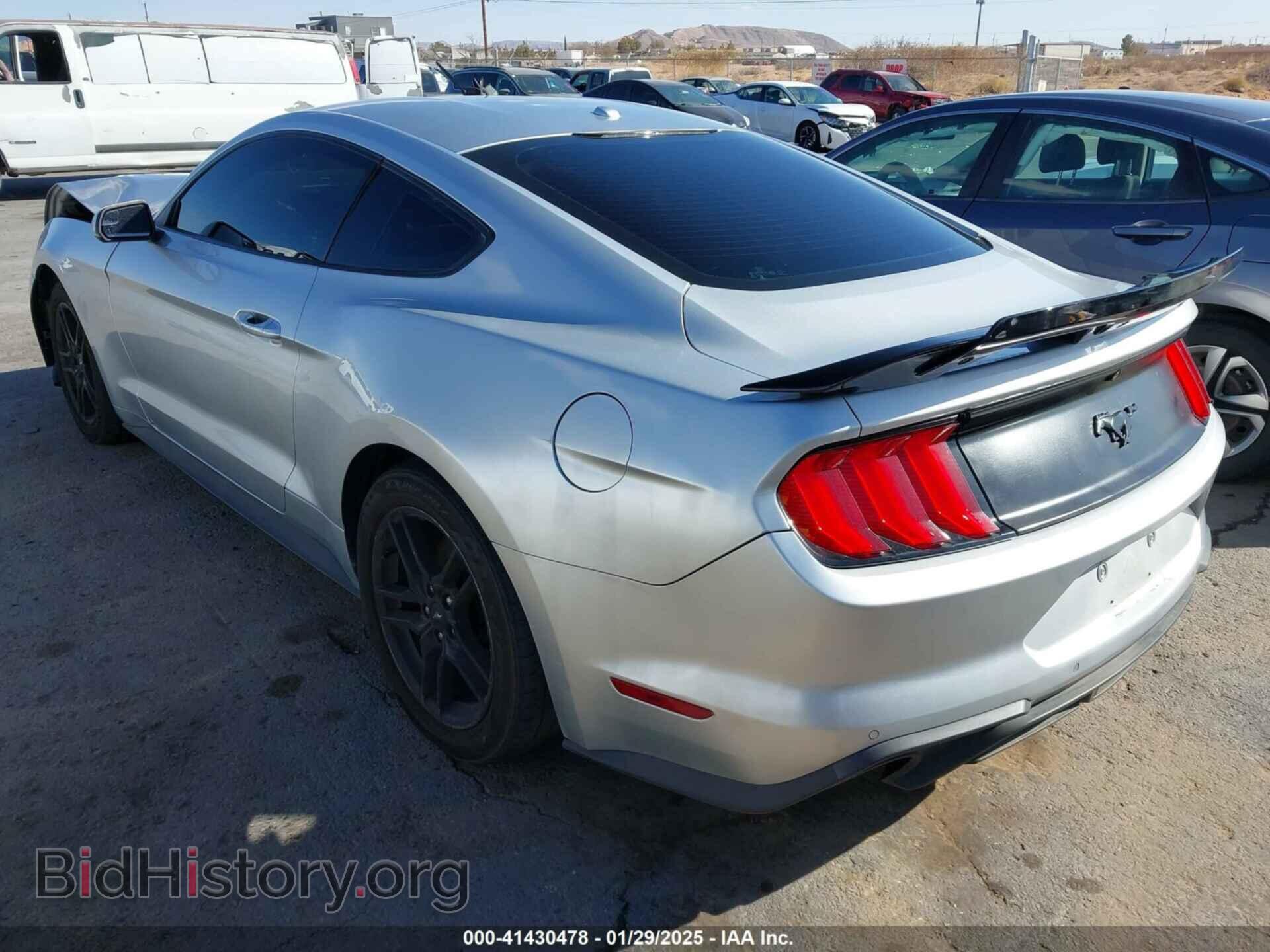 2018 FORD MUSTANG - VIN: 1FA6P8THXJ5143702 - Фото 3