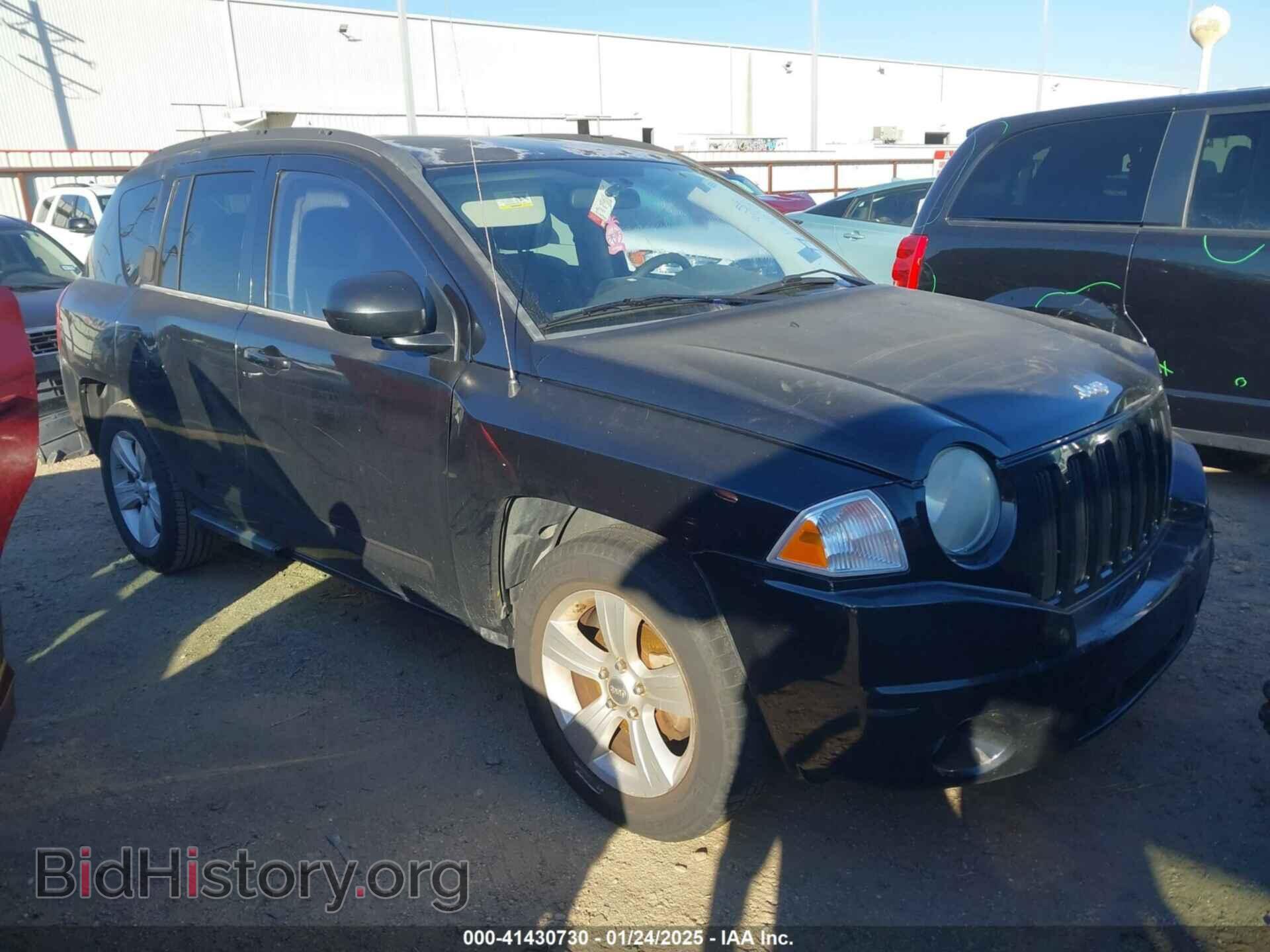 Photo 1J4NT4FA7AD506689 - JEEP COMPASS 2010