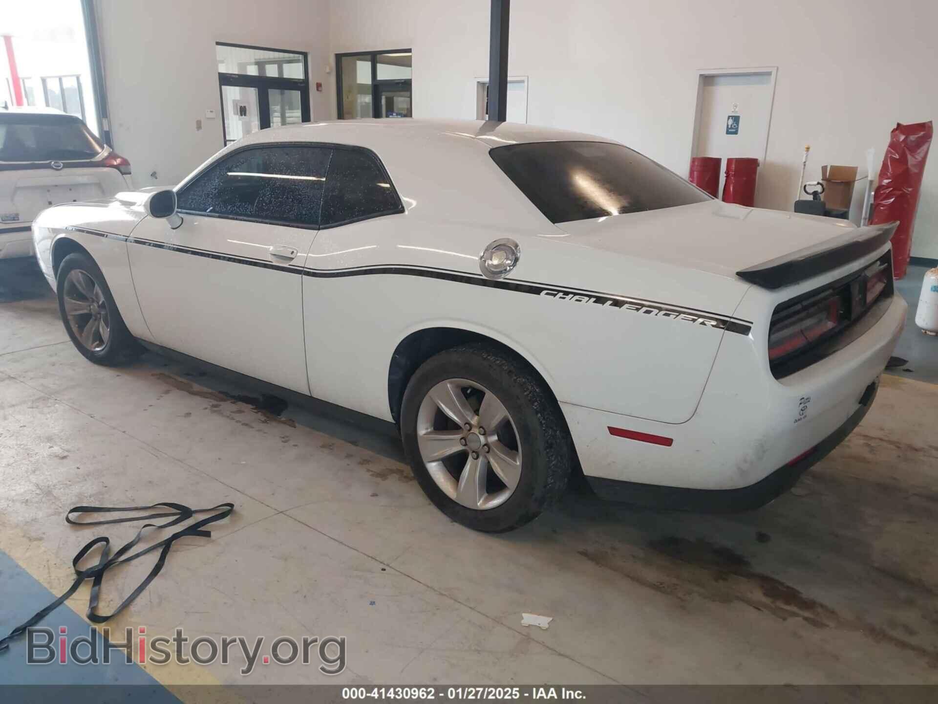 2017 DODGE CHALLENGER - VIN: 2C3CDZAG4HH666176 - Фото 3