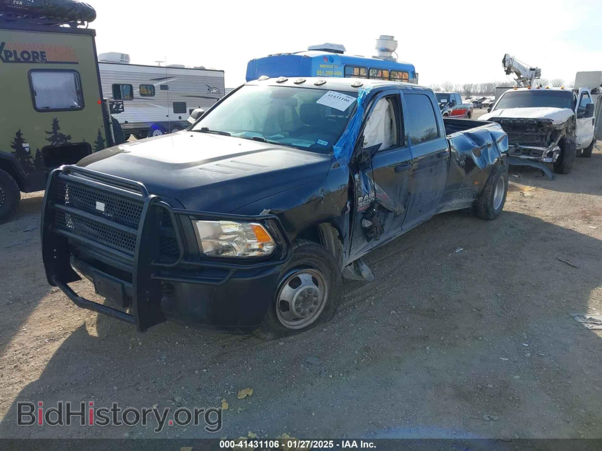 2018 RAM 3500 - VIN: 3C63RPGL2JG383679 - Фото 2
