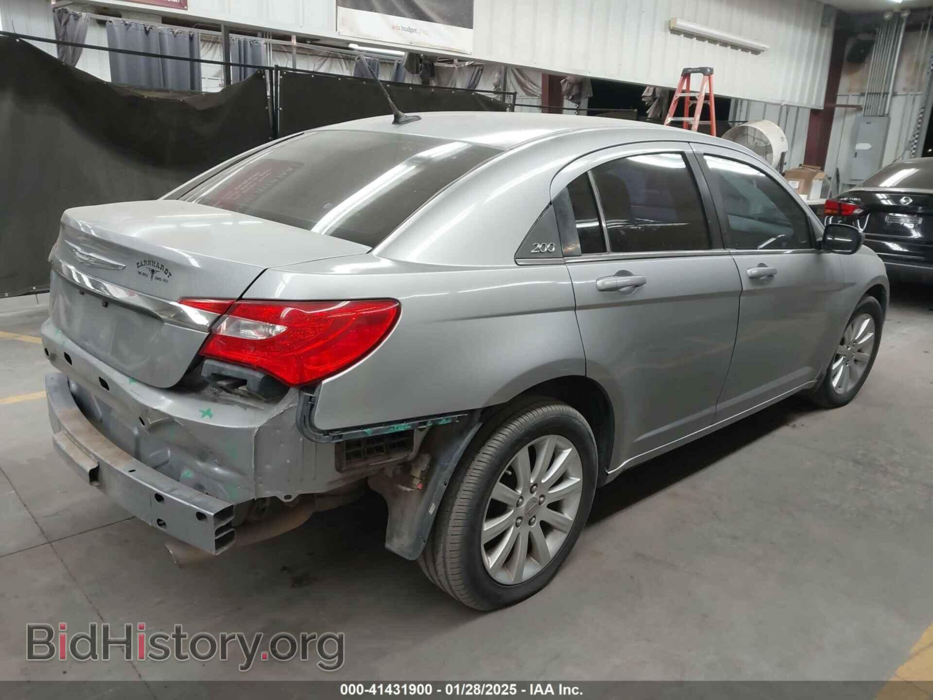 2013 CHRYSLER 200 - VIN: 1C3CCBBG9DN608185 - Фото 4