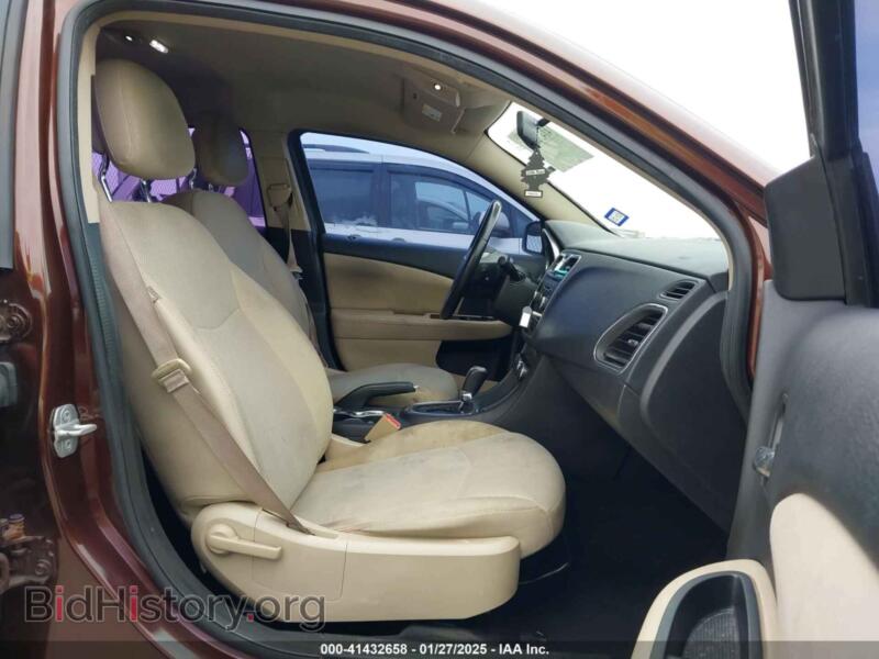 2013 Chrysler 200 (VIN 1C3CCBBBXDN578585) — фото 5 из 11