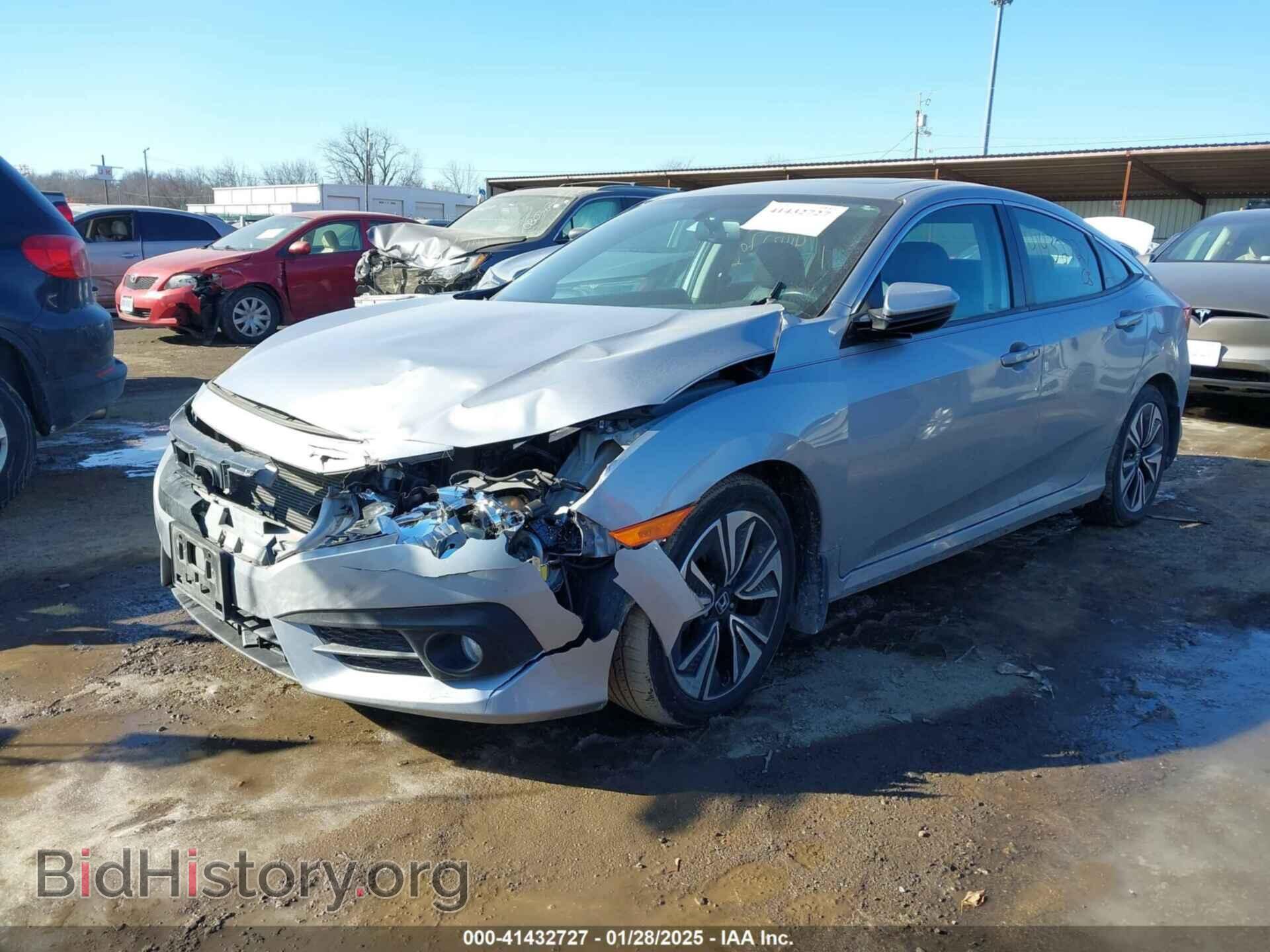 2018 HONDA CIVIC - VIN: 2HGFC1F76JH640997 - Фото 2