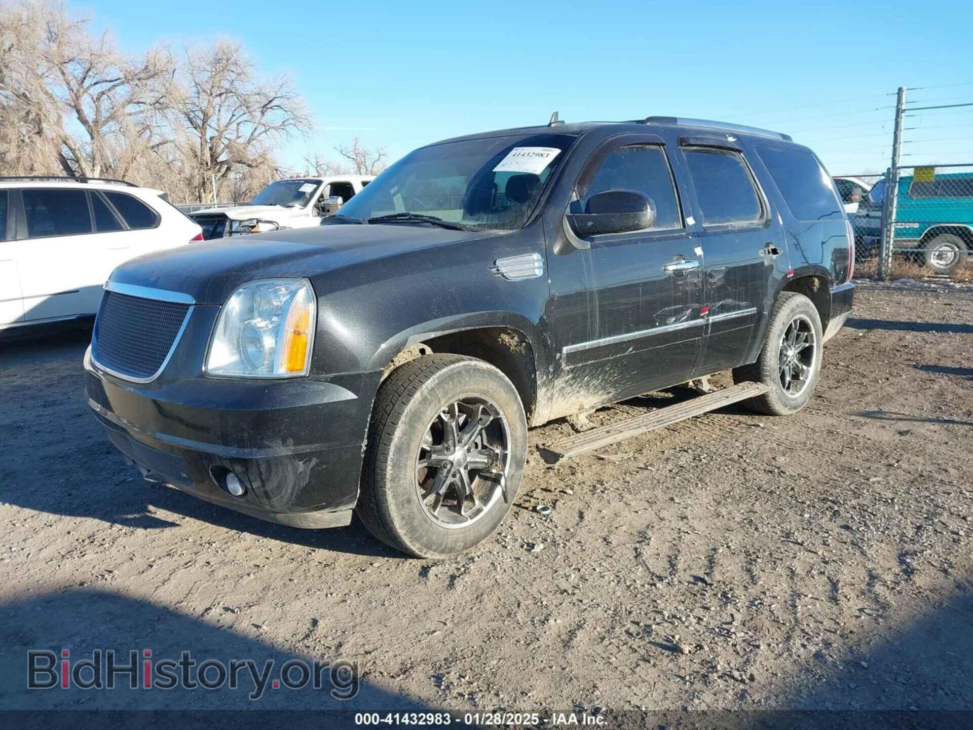 2013 GMC YUKON - VIN: 1GKS2EEF7DR310276 - Photo 2