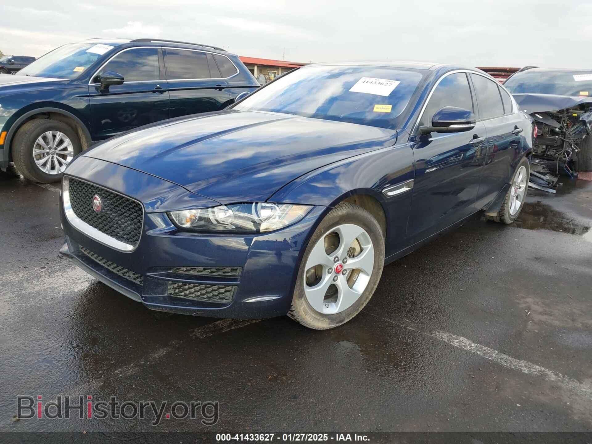 2017 JAGUAR XE - VIN: SAJAR4BG1HA974864 - Фото 2