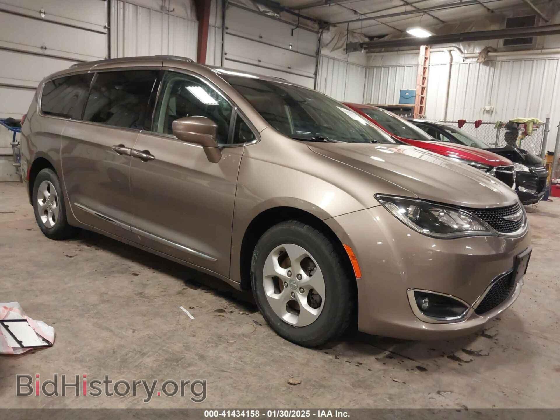Фотография 2C4RC1EG4HR797073 - CHRYSLER PACIFICA 2017