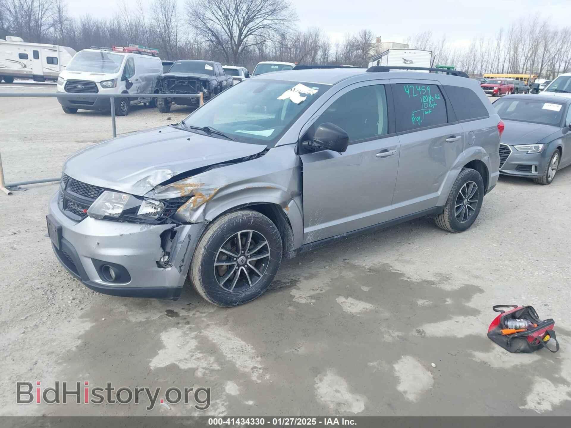 2019 DODGE JOURNEY - VIN: 3C4PDCBB7KT719268 - Фото 2