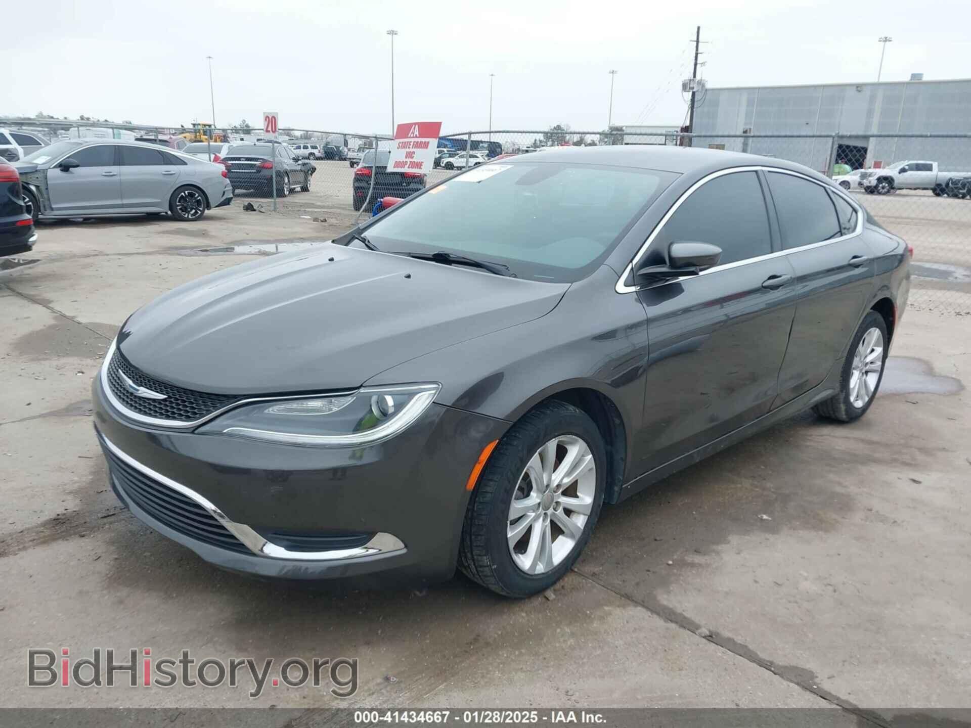 2016 CHRYSLER 200 - VIN: 1C3CCCAB0GN165568 - Фото 2