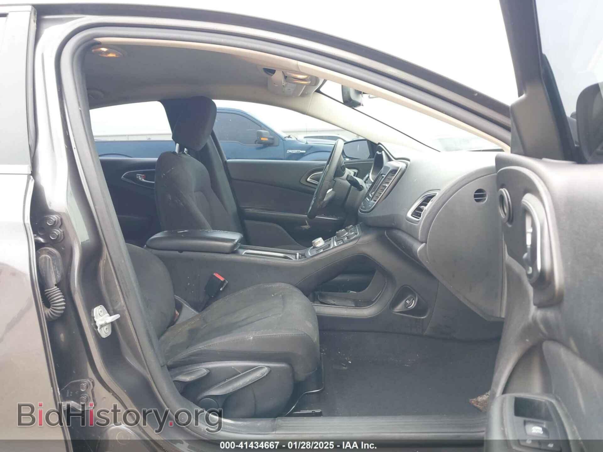 2016 CHRYSLER 200 - VIN: 1C3CCCAB0GN165568 - Фото 5