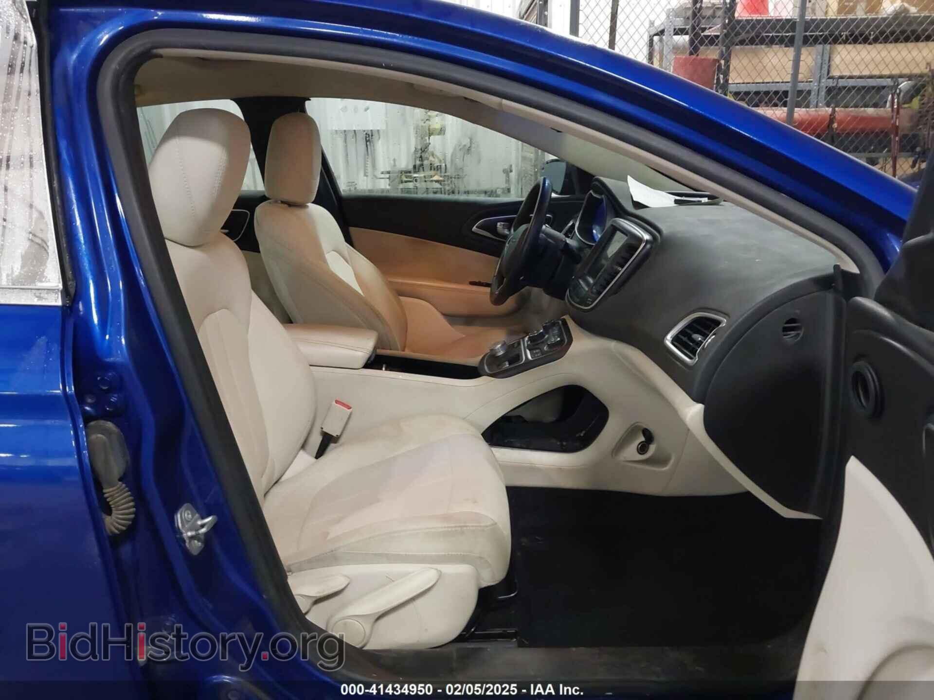 2016 CHRYSLER 200 - VIN: 1C3CCCAB5GN173360 - Фото 5