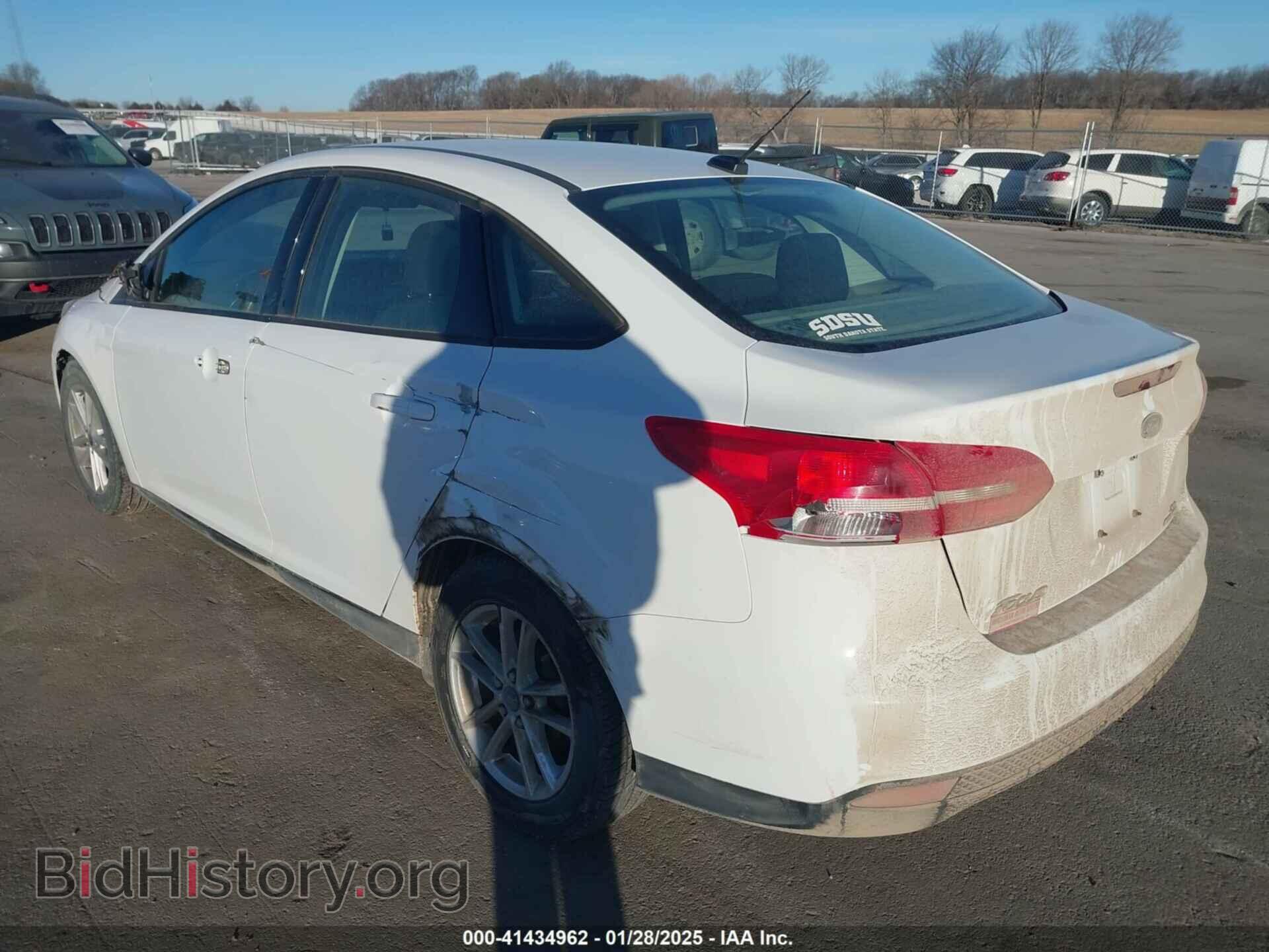 2016 FORD FOCUS - VIN: 1FADP3F20GL277818 - Photo 3