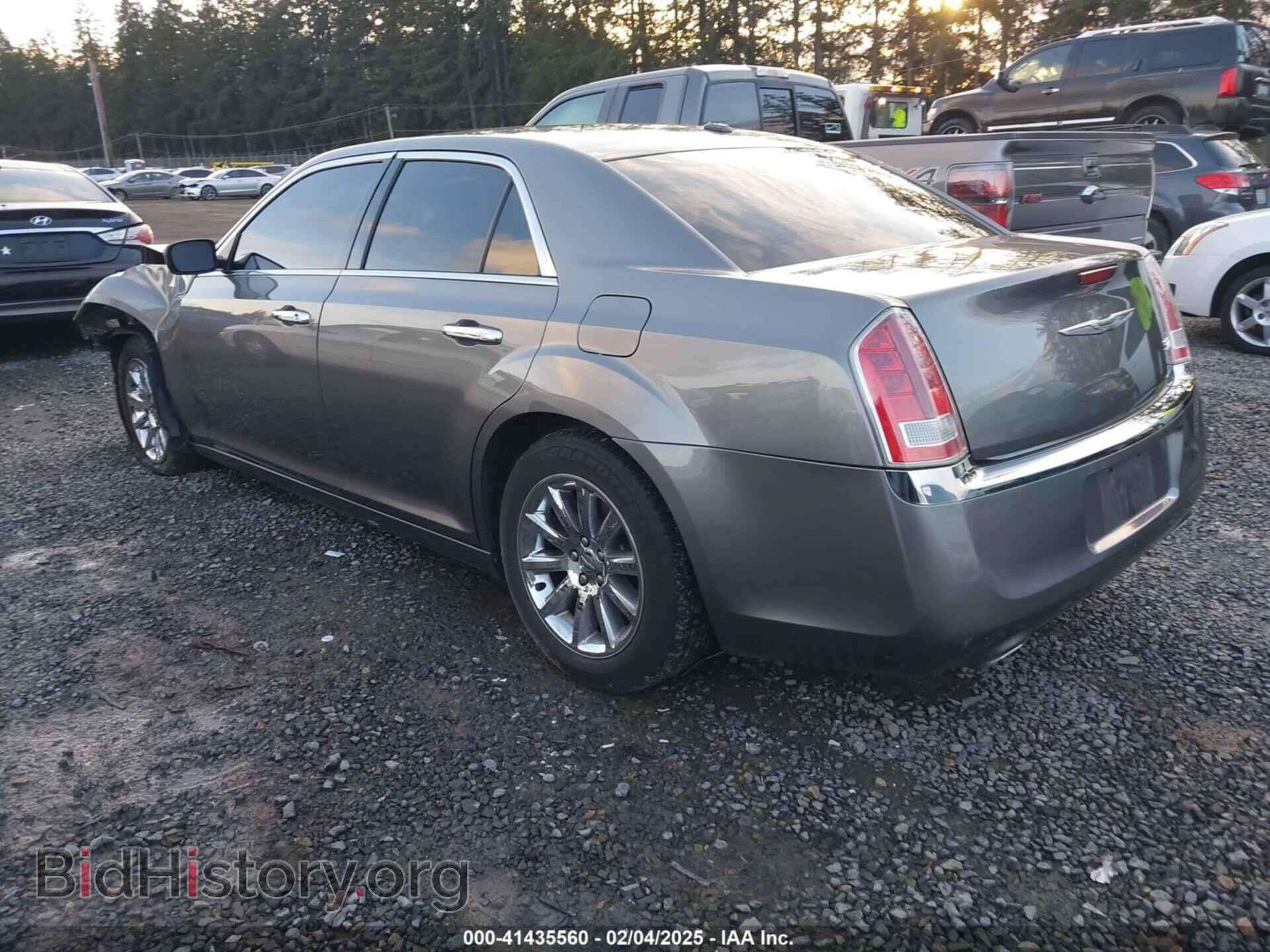 2011 CHRYSLER 300 - VIN: 2C3CA5CG5BH580008 - Фото 3