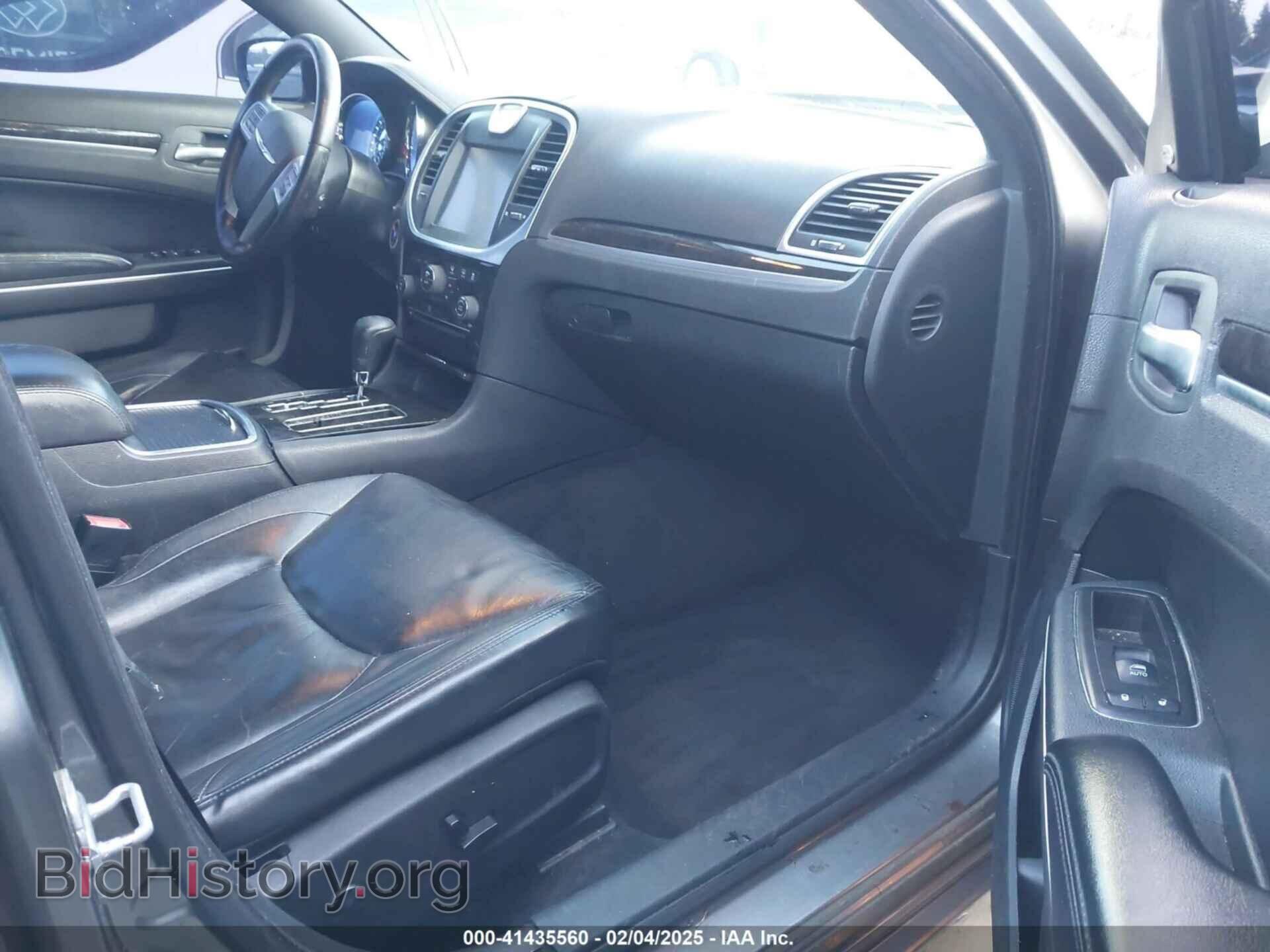 2011 CHRYSLER 300 - VIN: 2C3CA5CG5BH580008 - Фото 5