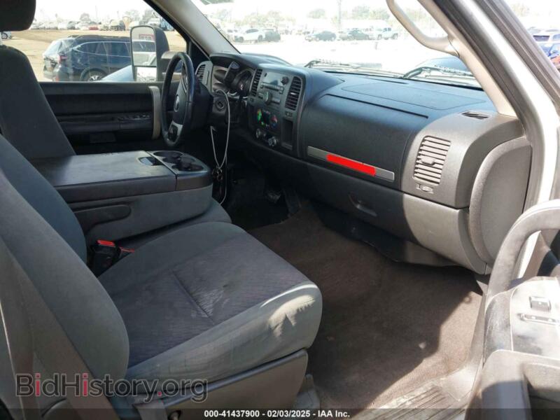 2009 Chevrolet SILVERADO 2500HD (VIN 1GCHC59659E128300) — фото 5 из 17