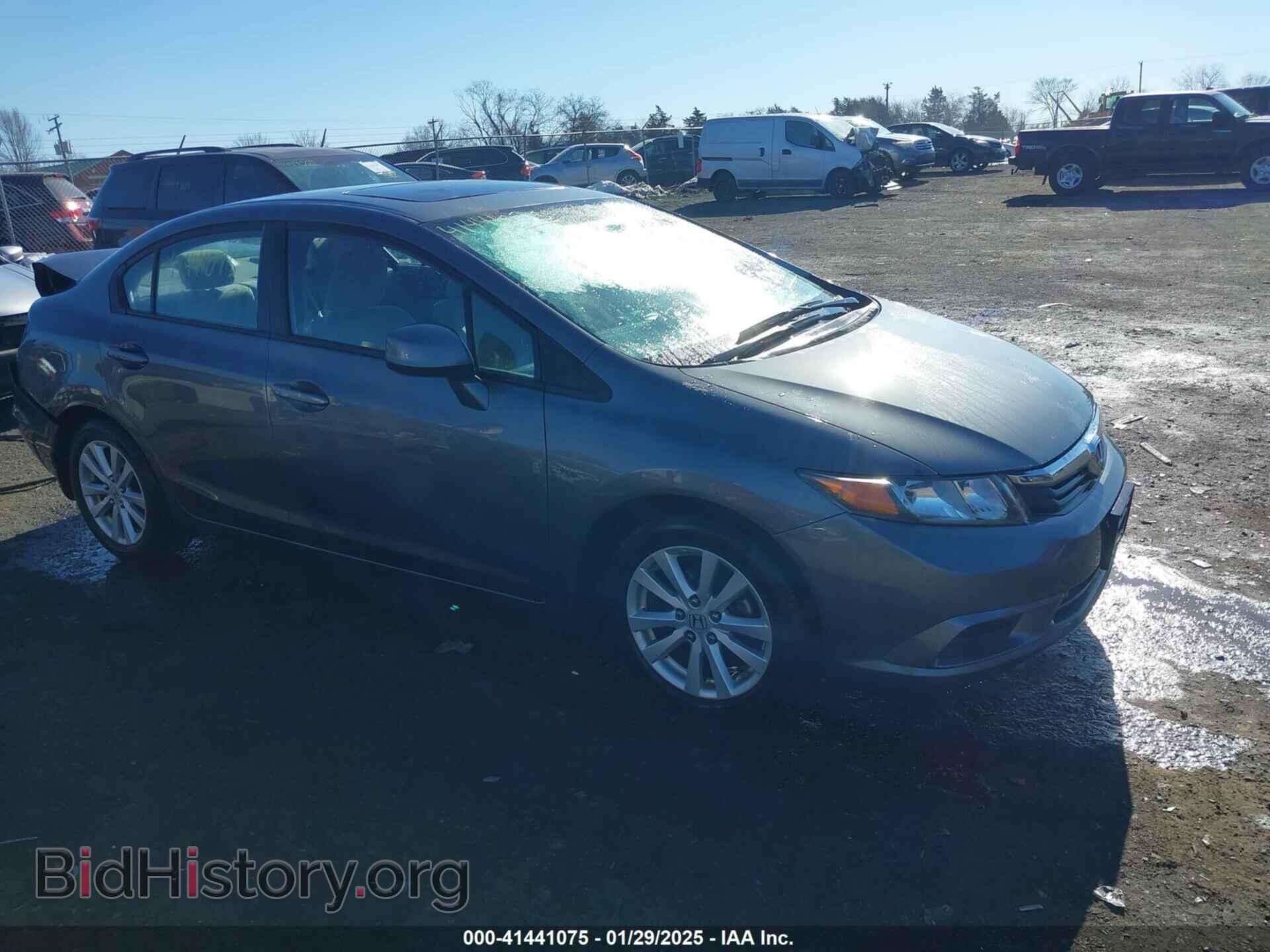 Фотография 19XFB2F84CE096174 - HONDA CIVIC 2012