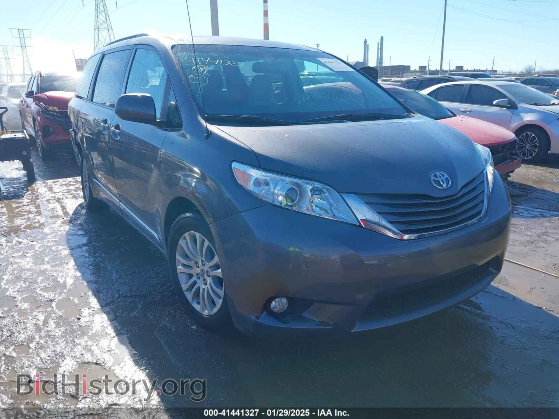 Фотография 5TDYK3DCXES419271 - TOYOTA SIENNA 2014