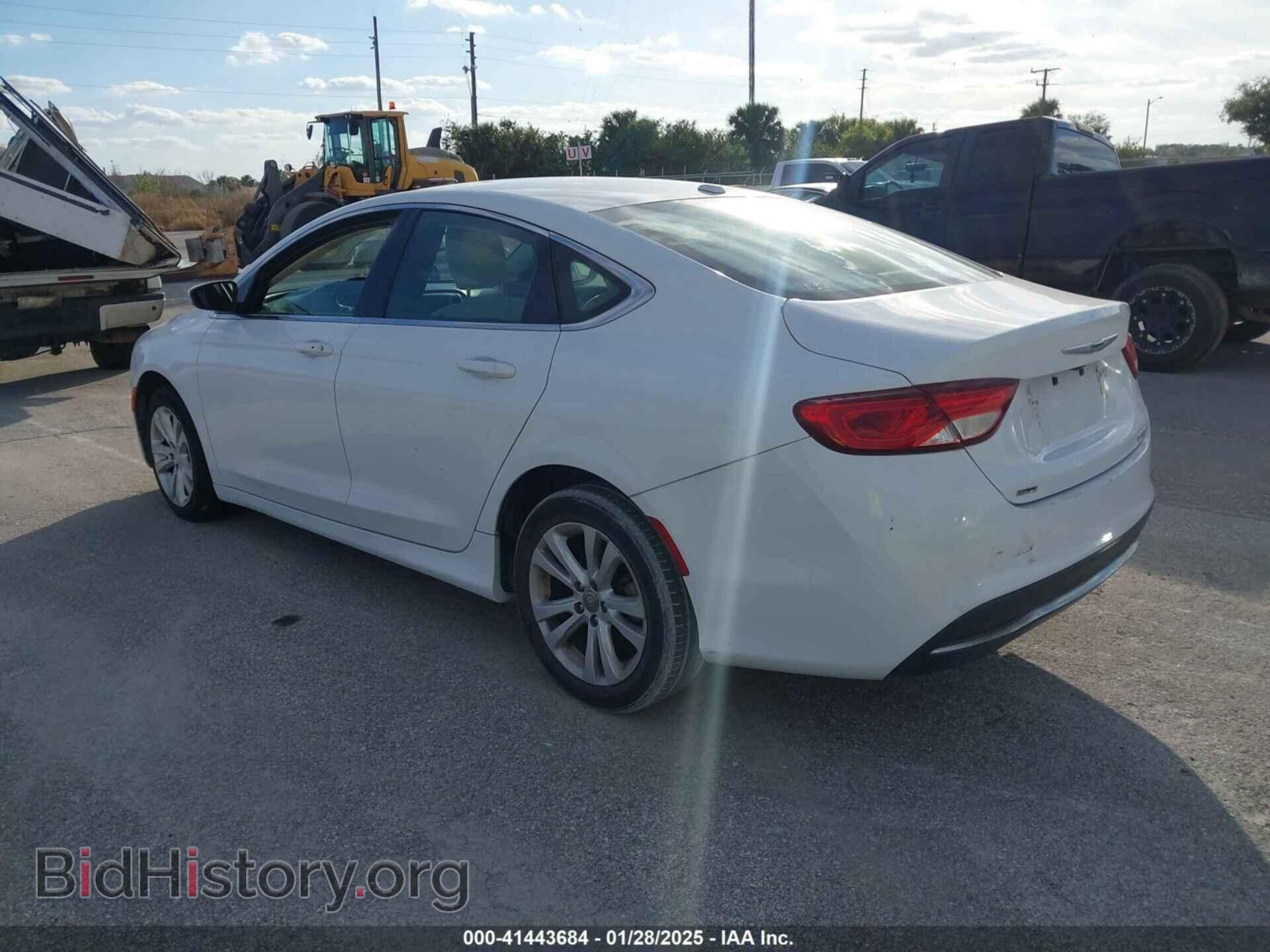 2015 CHRYSLER 200 - VIN: 1C3CCCAB8FN659613 - Photo 3