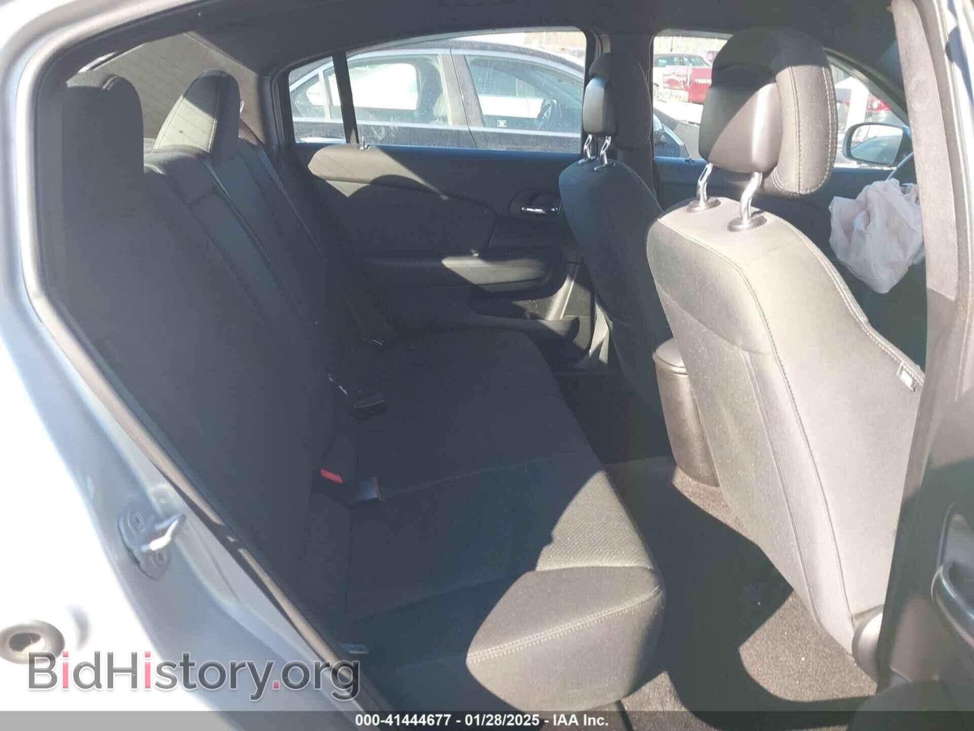 2012 CHRYSLER 200 - VIN: 1C3CCBBB7CN123899 - Фото 8