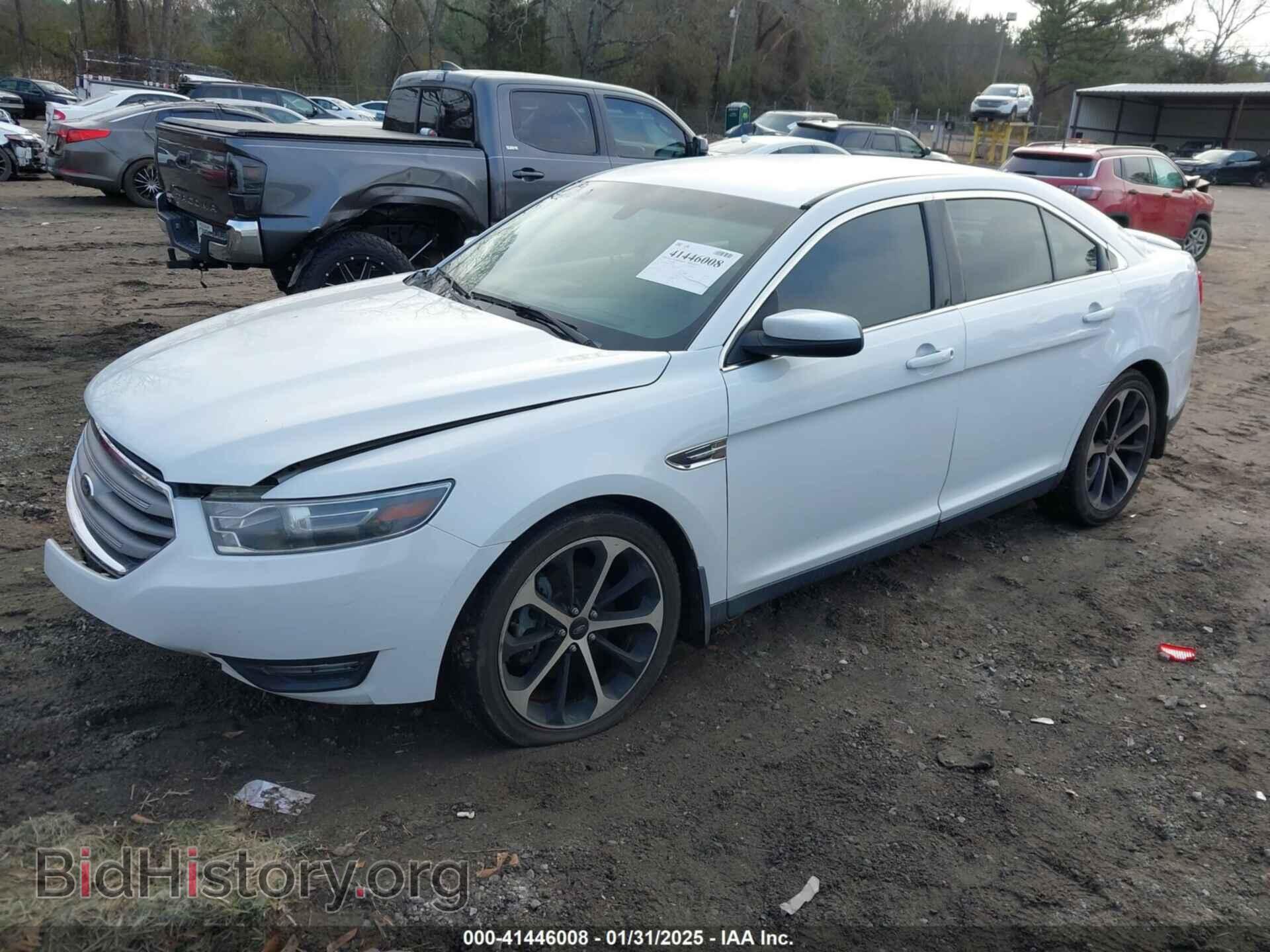 2015 FORD TAURUS - VIN: 1FAHP2E82FG174361 - Фото 2