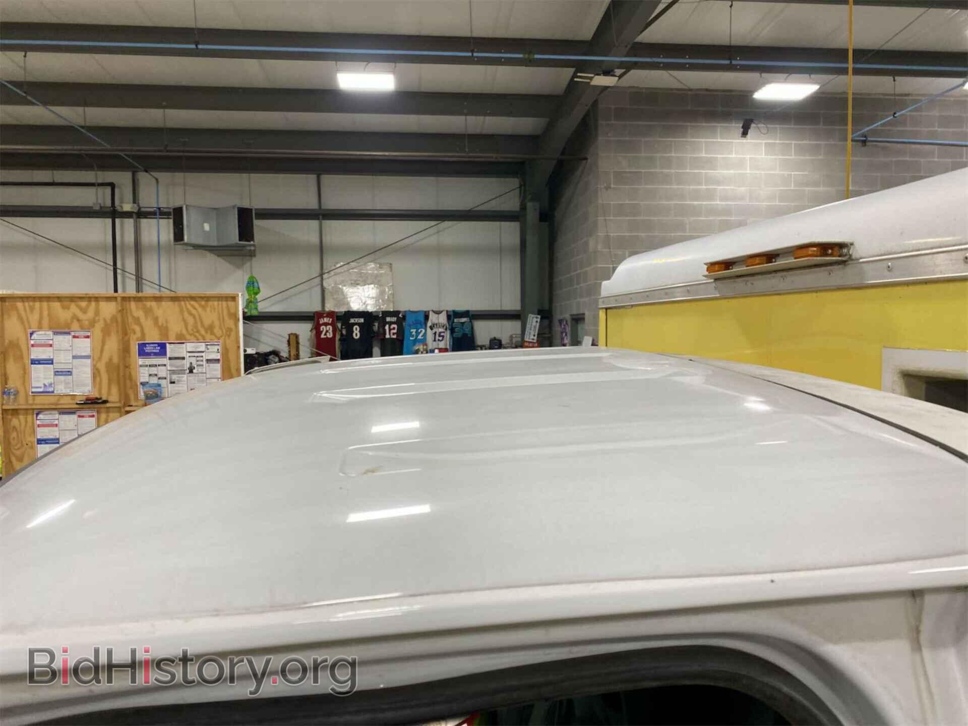 2018 FORD ECONOLINE - VIN: 1FDXE4FS7JDC33315 - Фото 2
