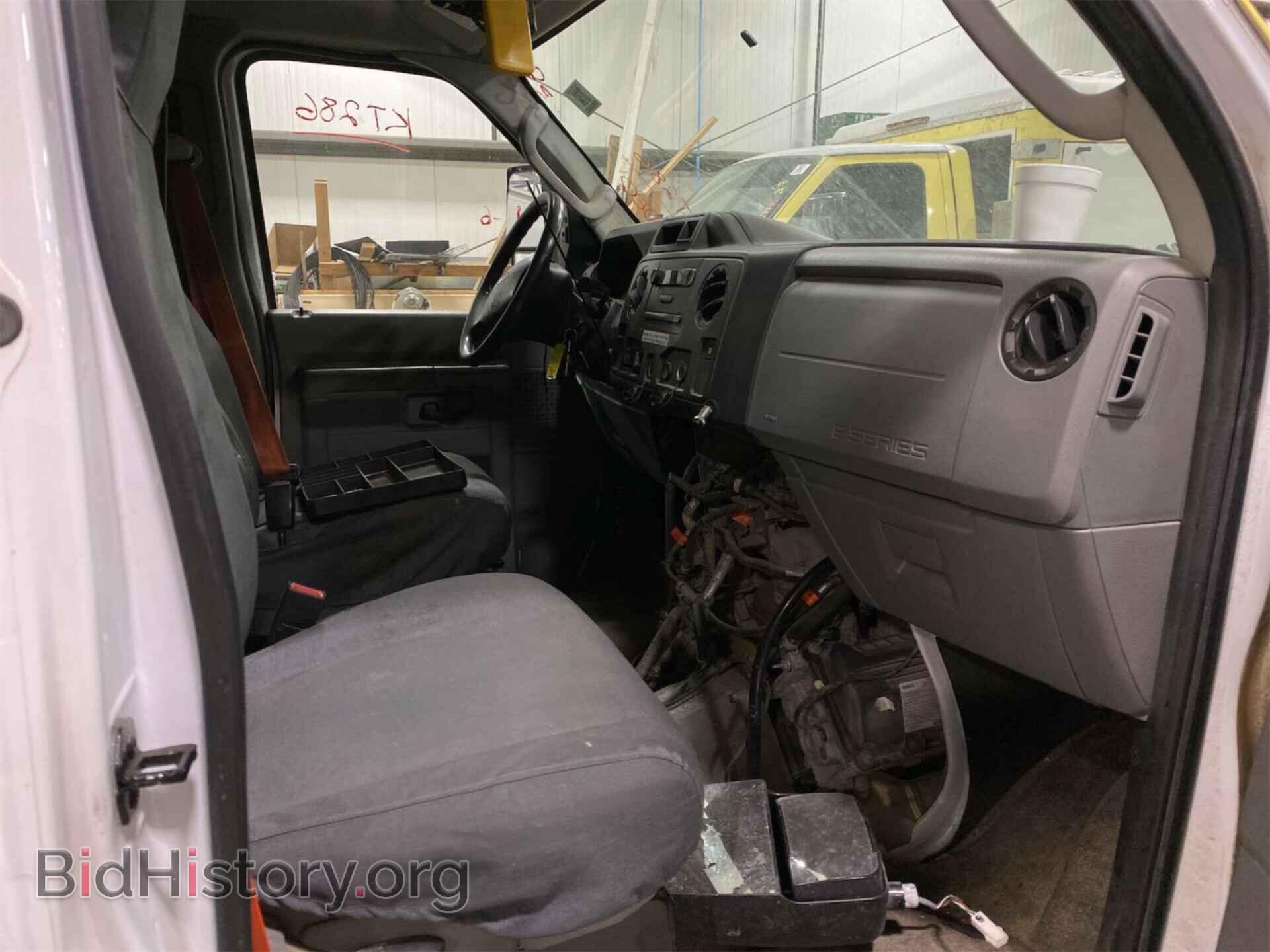 2018 FORD ECONOLINE - VIN: 1FDXE4FS7JDC33315 - Фото 6