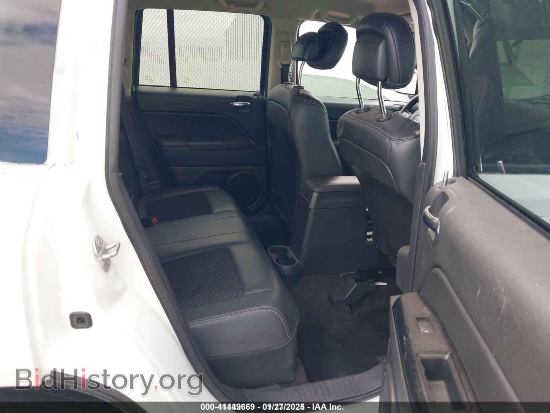 2015 JEEP COMPASS - VIN: 1C4NJCBA2FD329410 - Photo 8