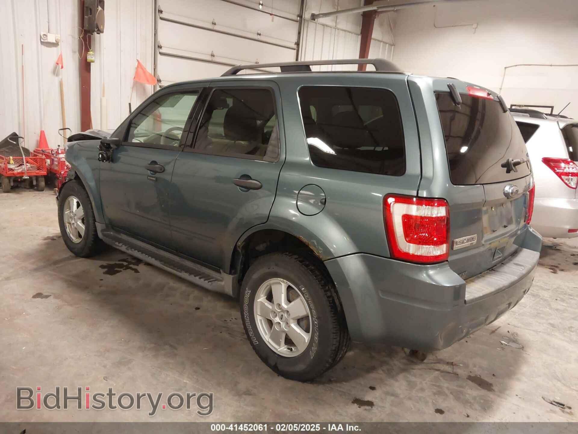 2010 FORD ESCAPE - VIN: 1FMCU9D73AKB20535 - Фото 3