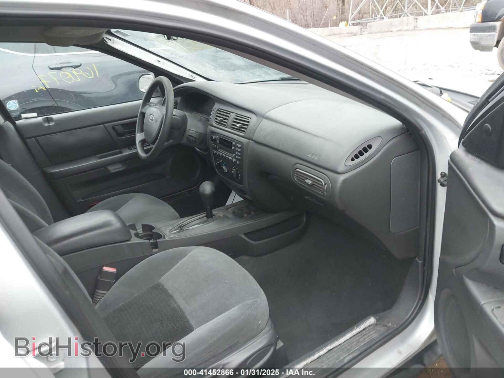 2005 FORD TAURUS - VIN: 1FAFP53255A182320 - Фото 5