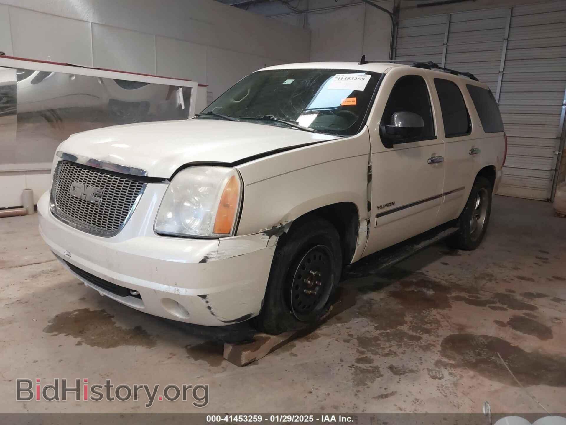 2009 GMC YUKON - VIN: 1GKFC33069R299683 - Фото 2