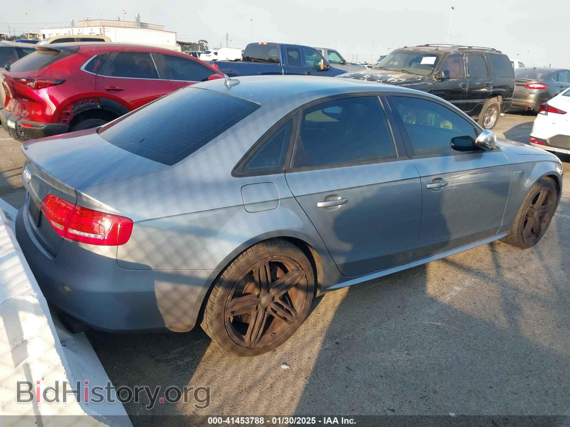2011 AUDI S4 - VIN: WAUDGAFL1BA072632 - Photo 4